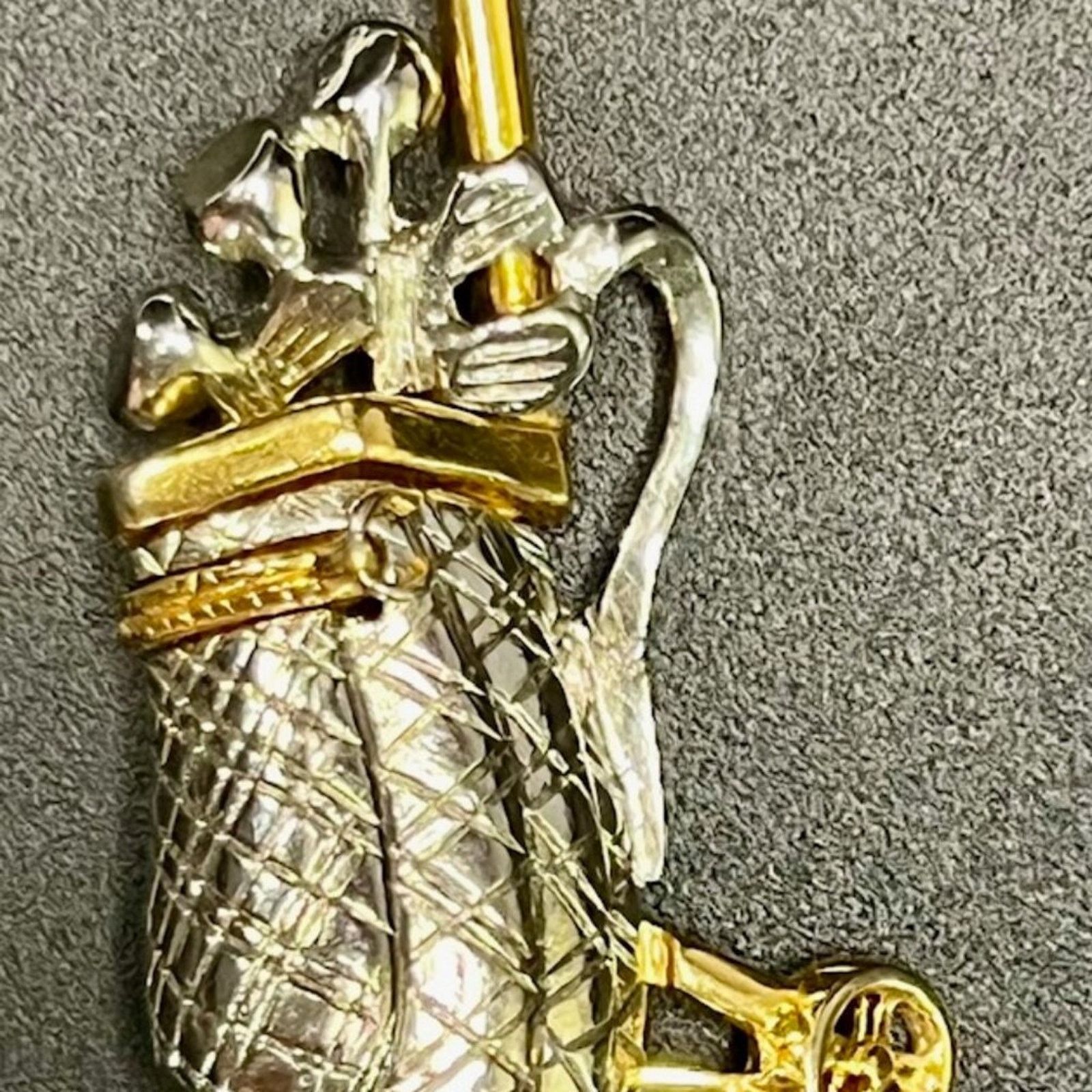 & Other Stories Ladies Goldtone / Silvertone Golf Brooch Size ONE SIZE - 1 Thumbnail