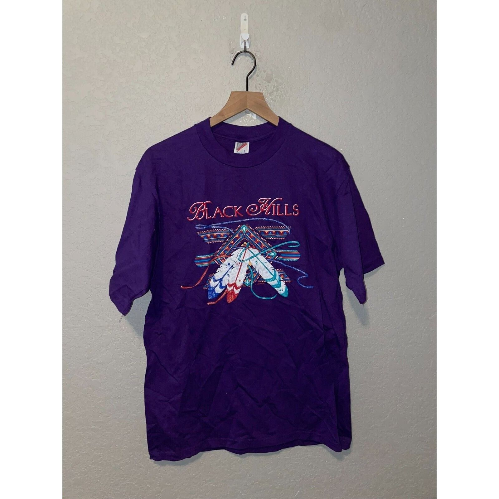 Jerzees Vintage Black Hills Shirt Native American Tee 90s VTG L Size US L / EU 52-54 / 3 - 1 Thumbnail