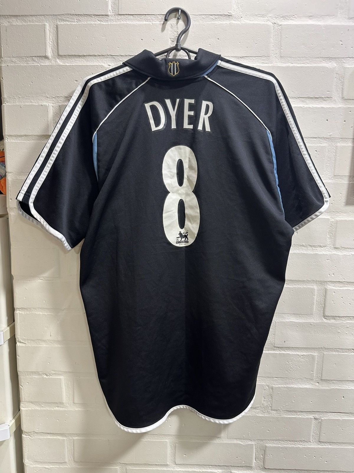 Adidas Newcastle United ‘00-‘01 Vintage Away Kit 🚫READ DESCRIPTION🚫 Size US L / EU 52-54 / 3 - 8 Thumbnail