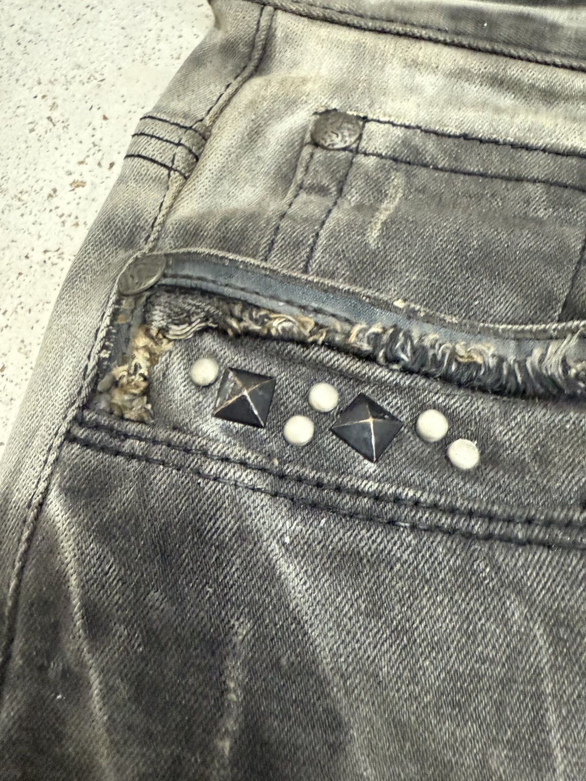 Hysteric Glamour Pasta Denim Studded Shadow Wash Claw Mark Jeans Size US 30 / EU 46 - 12 Thumbnail