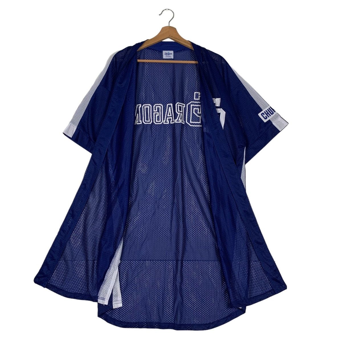 Japanese Brand CHUNICHI DRAGONS Japan Baseball Team Jersey #0498-C23 Size US M / EU 48-50 / 2 - 10 Thumbnail