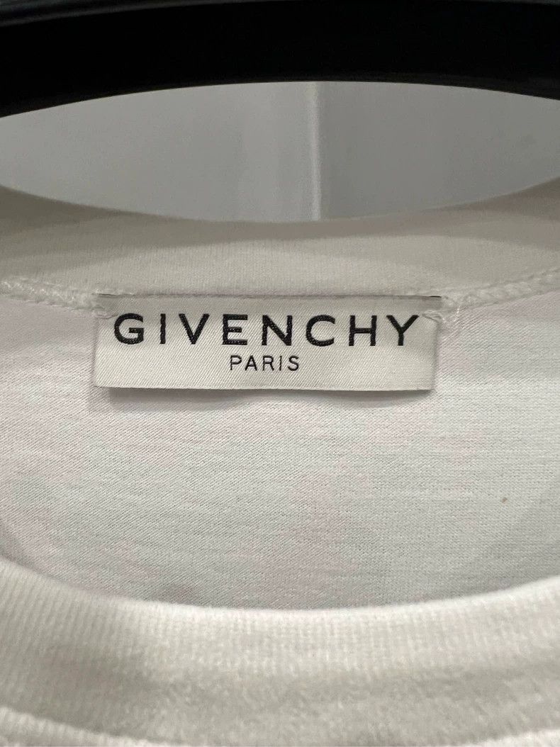 Givenchy Givenchy Embroidered Letter 10638 Size US XS / EU 42 / 0 - 2 Thumbnail