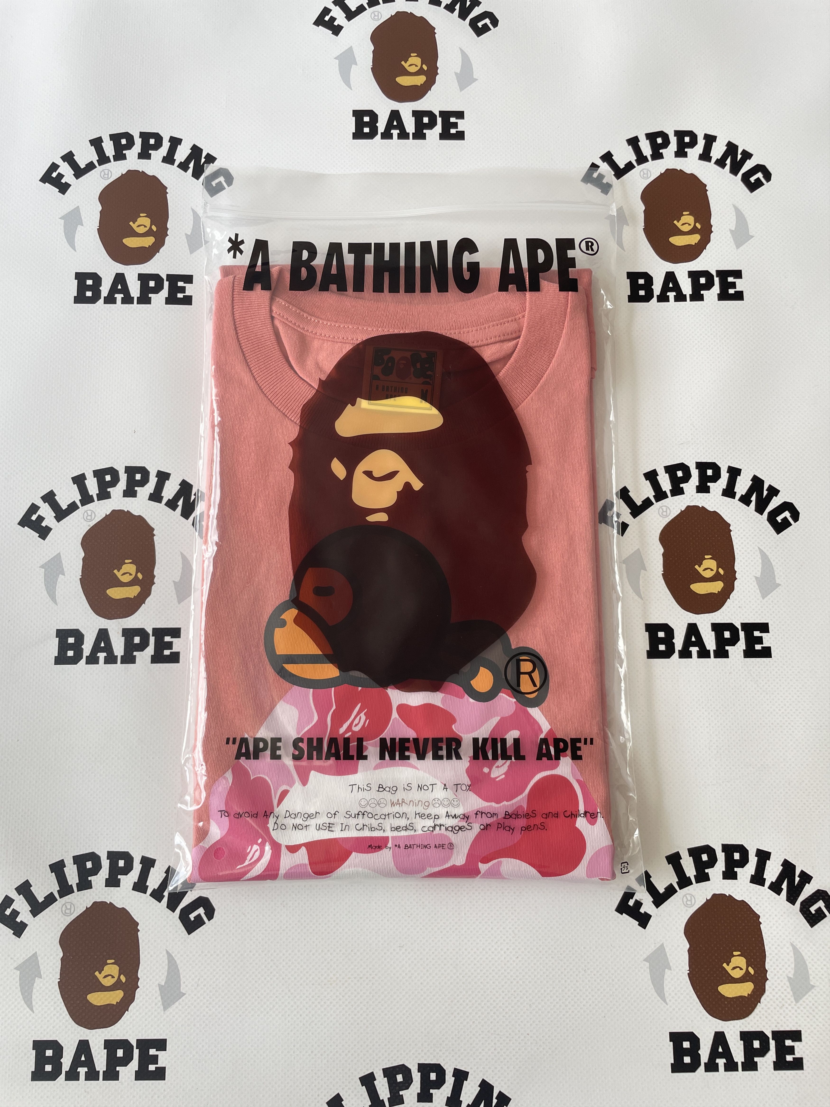 Bape BAPE ABC CAMO MILO ON BIG APE TEE Size US L / EU 52-54 / 3 - 8 Thumbnail