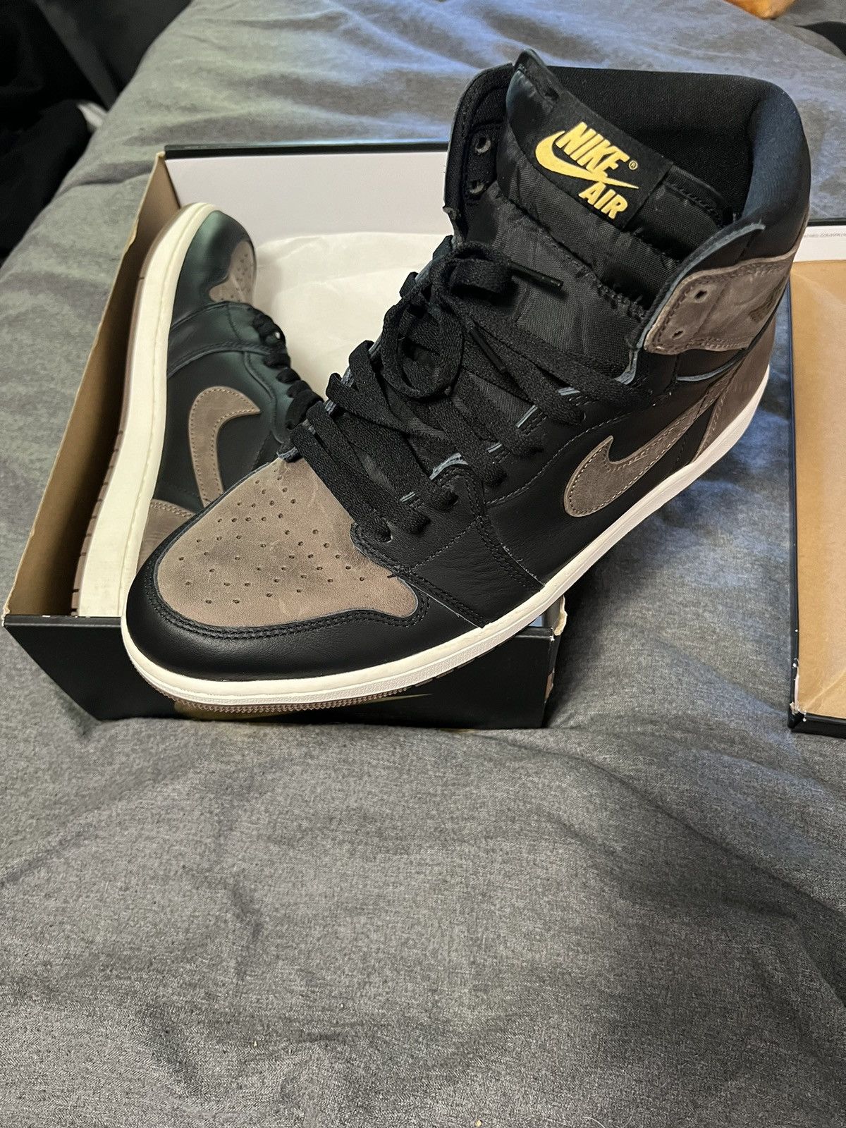 Jordan Brand × Nike Air Jordan 1 OG “Palomino” size 13 Size US 13 / EU 46 - 1 Thumbnail