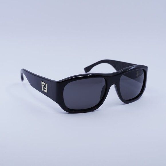 Fendi 🕶️ New Fendi FE40117I 01A Sunglasses - Shiny Black Frame Size ONE SIZE - 4 Thumbnail