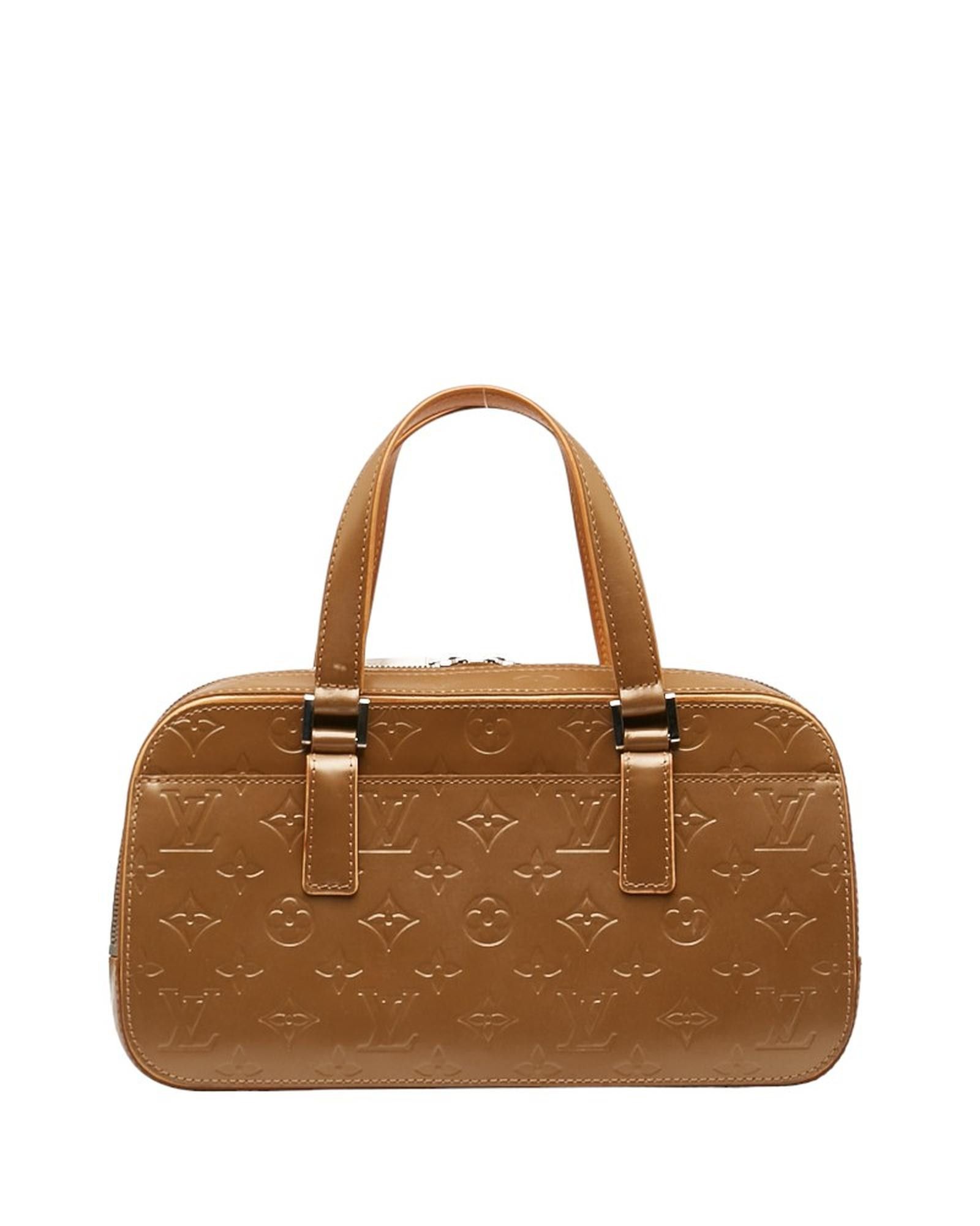 image of Louis Vuitton Gold Monogram Mat Shelton Bag In Excellent Condition, Women's
