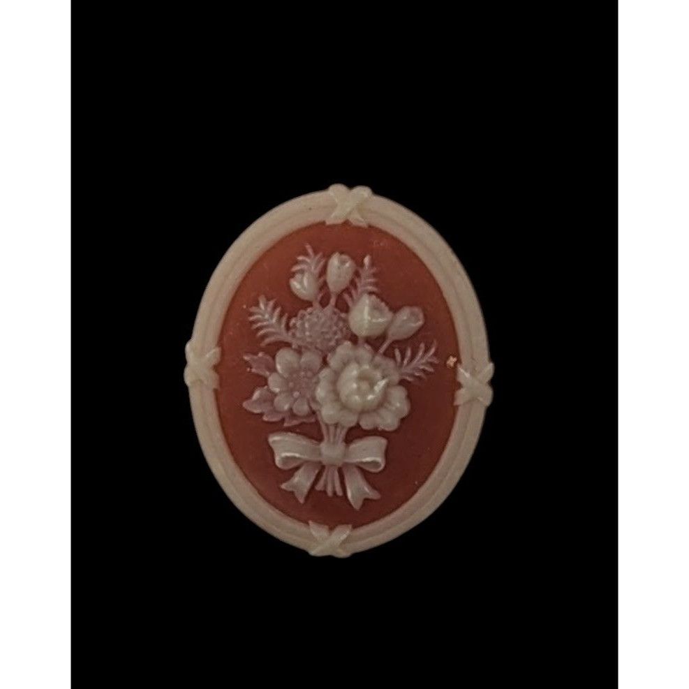 Other Avon Vintage Floral Cameo Brooch Size ONE SIZE - 2 Thumbnail