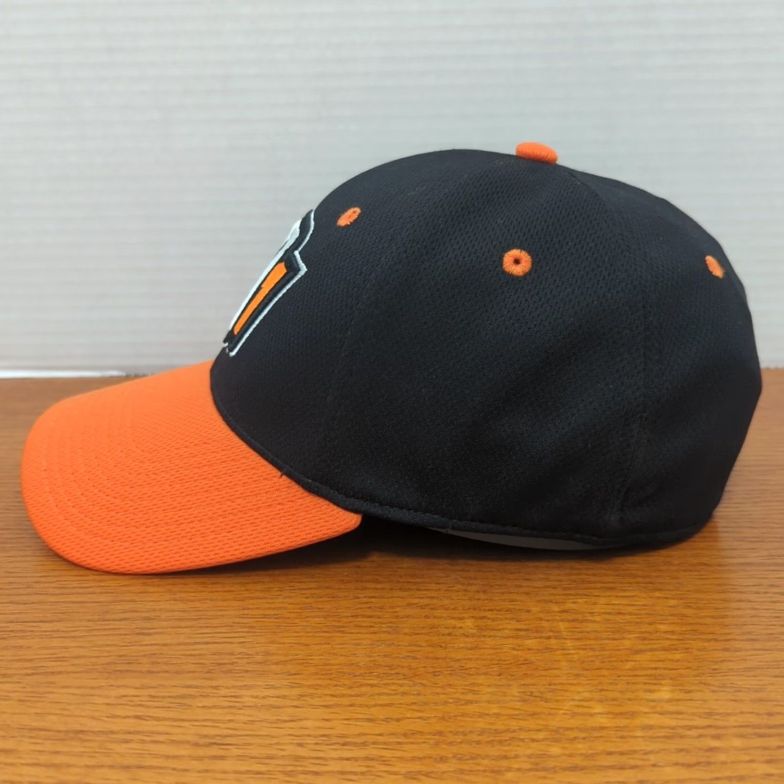 Vintage Mankato MoonDogs Hat Cap Northern League Baseball Stretch Fitted Small Black | pukka | Men | Baseball Cap | S | Black | USA | - Size ONE SIZE - 3 Thumbnail