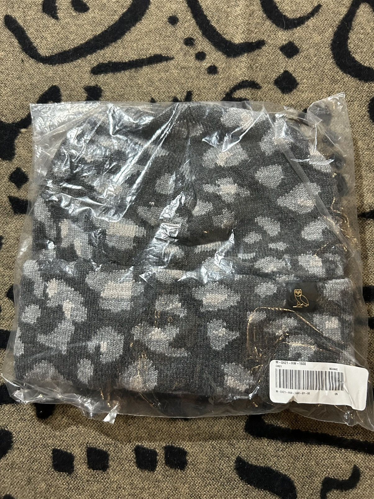 October's Very Own 2021 OVO Cheetah Beanie Size ONE SIZE - 4 Thumbnail
