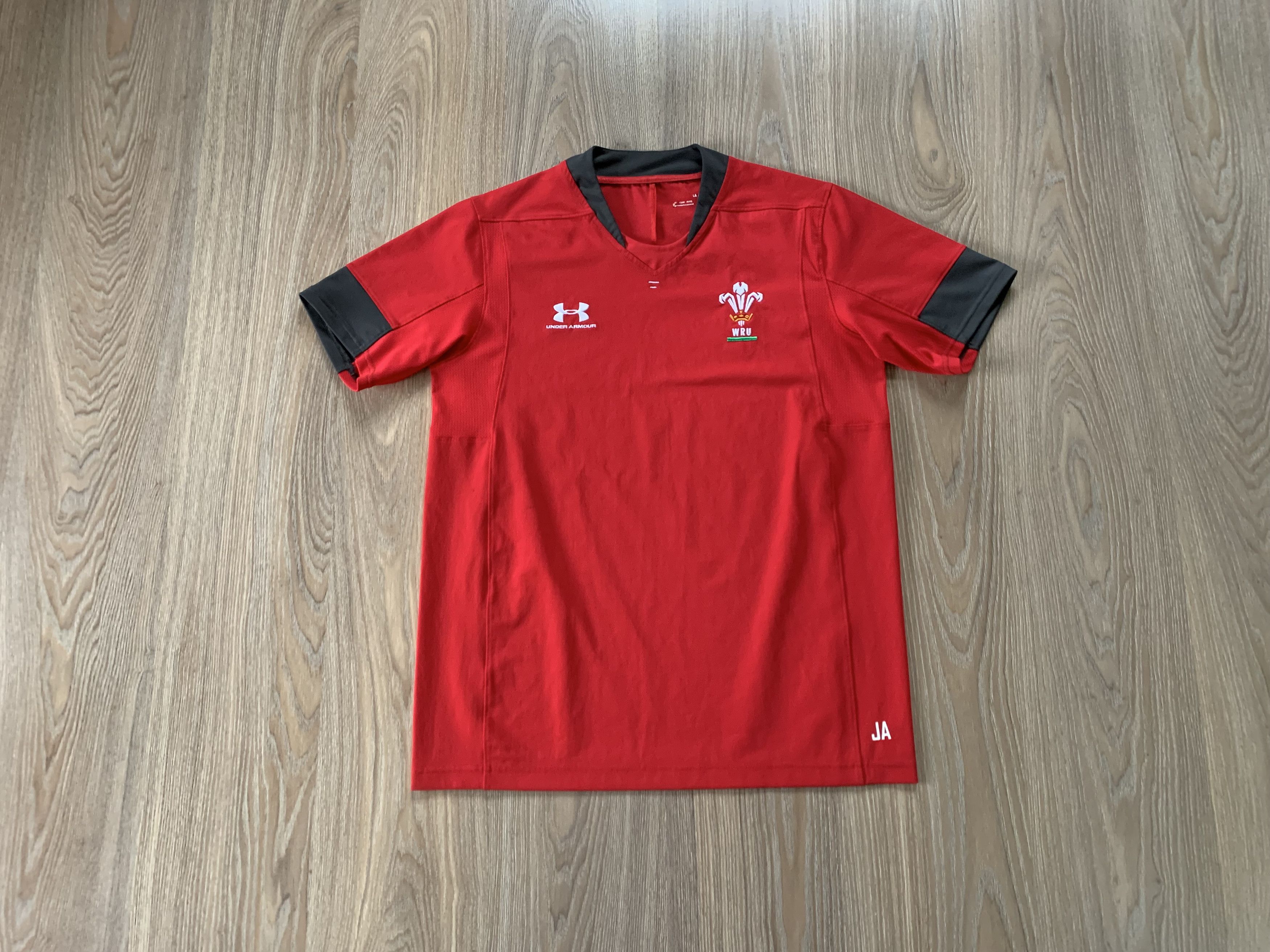 Under Armour Under Armour WRU Wales Rugby Jersey 2019 Size US L / EU 52-54 / 3 - 1 Thumbnail