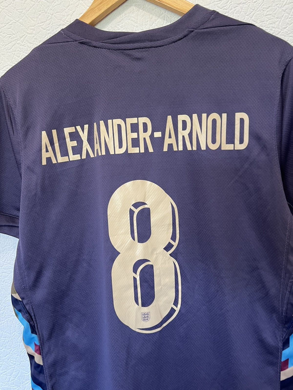 Nike ALEXANDER ARNOLD Nike England 2024 Away Soccer Jersey Shirt Size US M / EU 48-50 / 2 - 7 Thumbnail