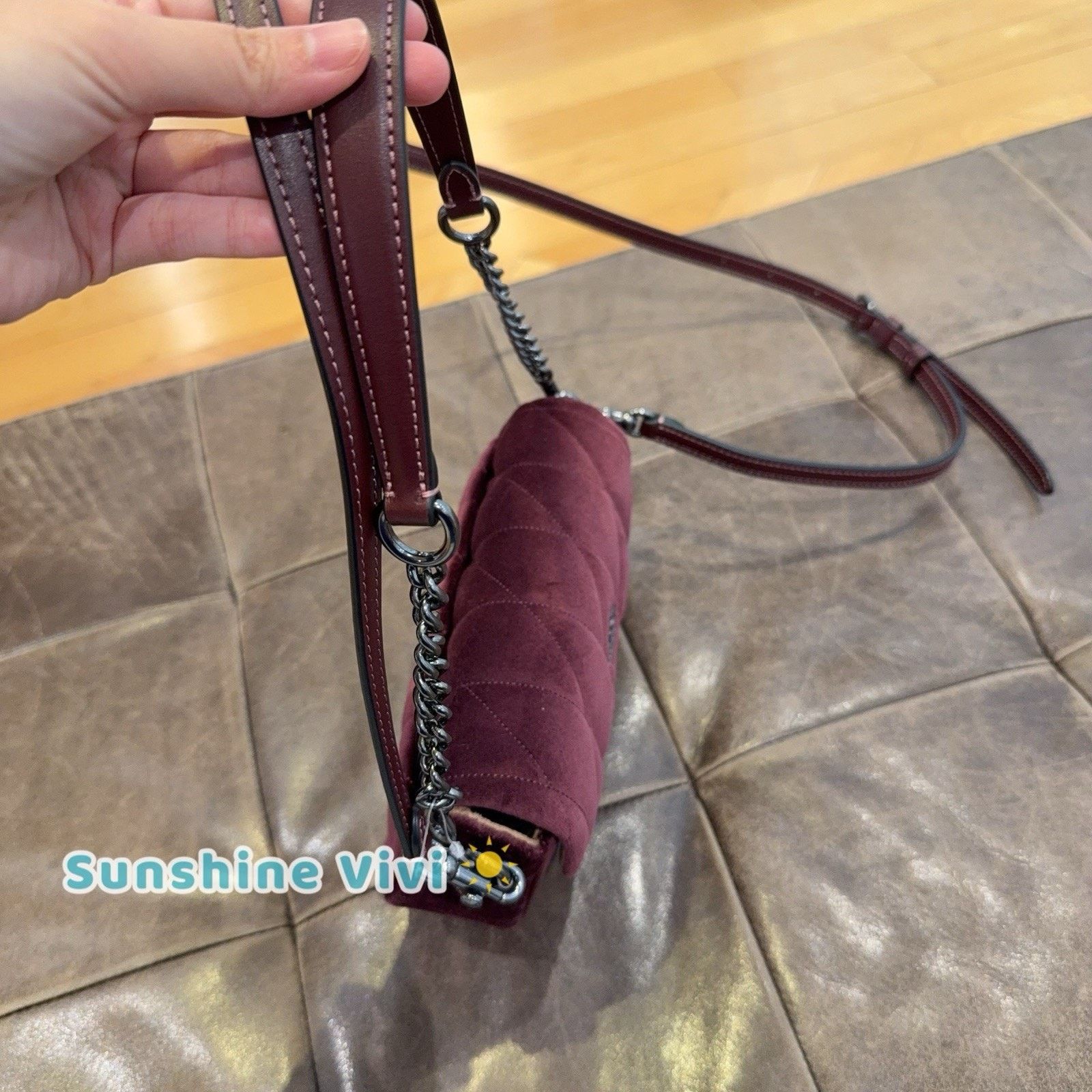 Coach NWT COACH Hailey Flap Bag Velvet Quilting Burgundy CCE13 Size ONE SIZE - 3 Thumbnail