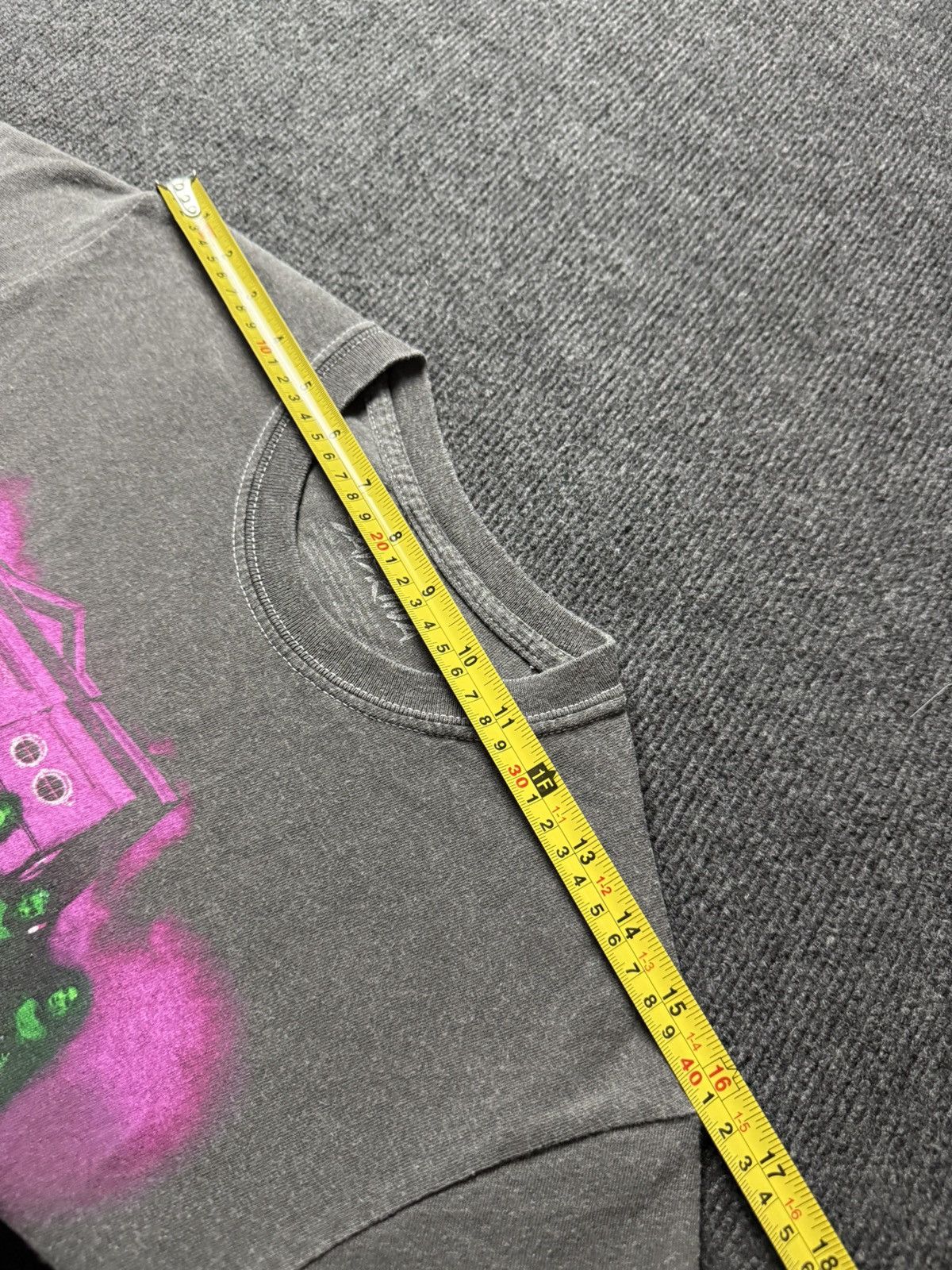 Warner Bros 2021 Chilling Adventures Sabrina Tee Y2K Gothic XS Size XS / US 0-2 / IT 36-38 - 15 Thumbnail