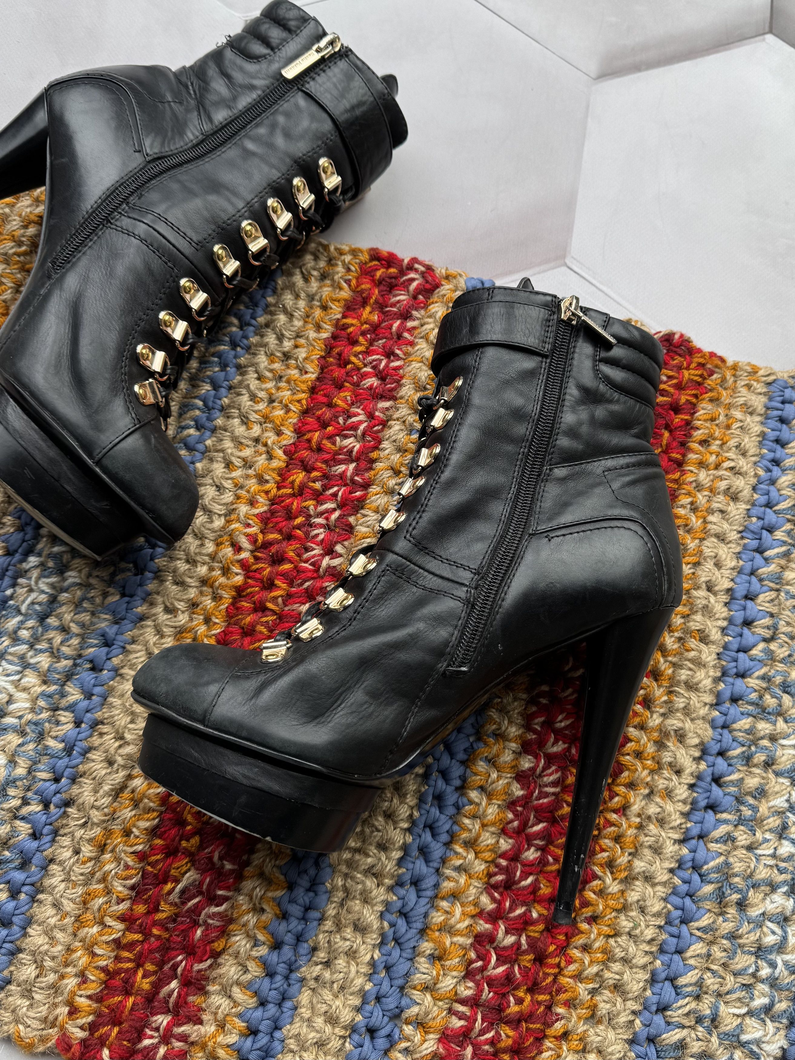Japanese Brand Vintage Leather Heels With Belt (E4) Size US 9 / IT 39 - 6 Thumbnail