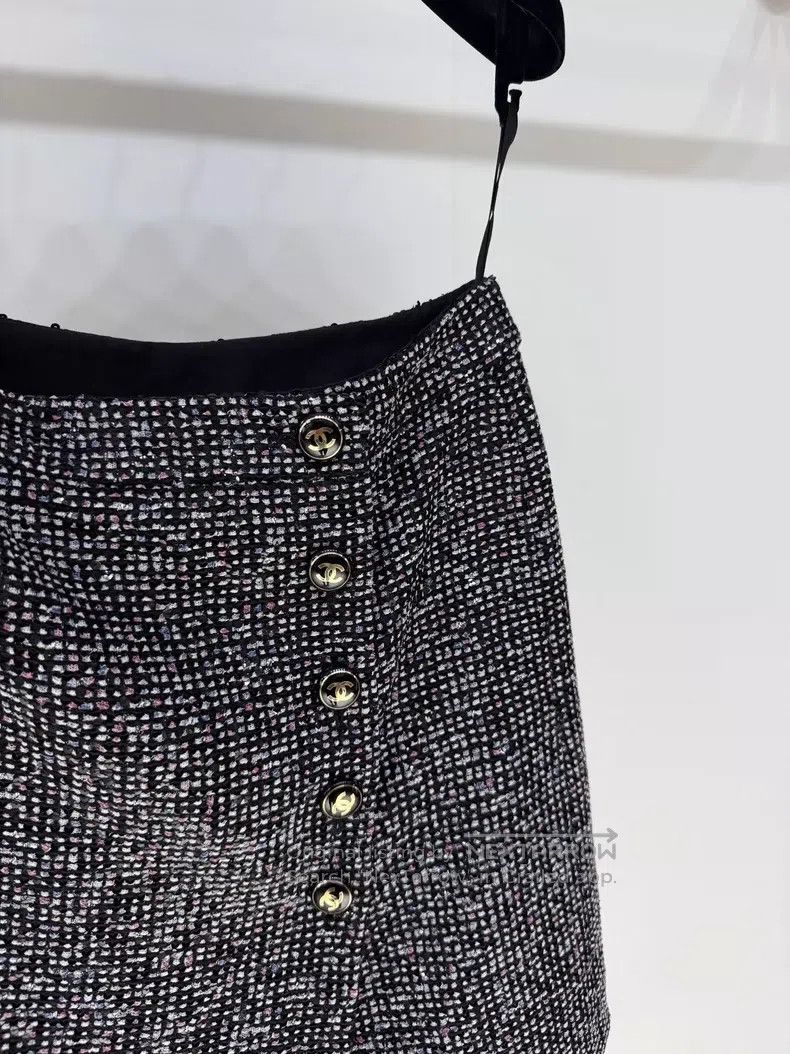 Chanel Chanel 23P sequined tweed knitted skirt Size 42" / US 20 - 3 Thumbnail