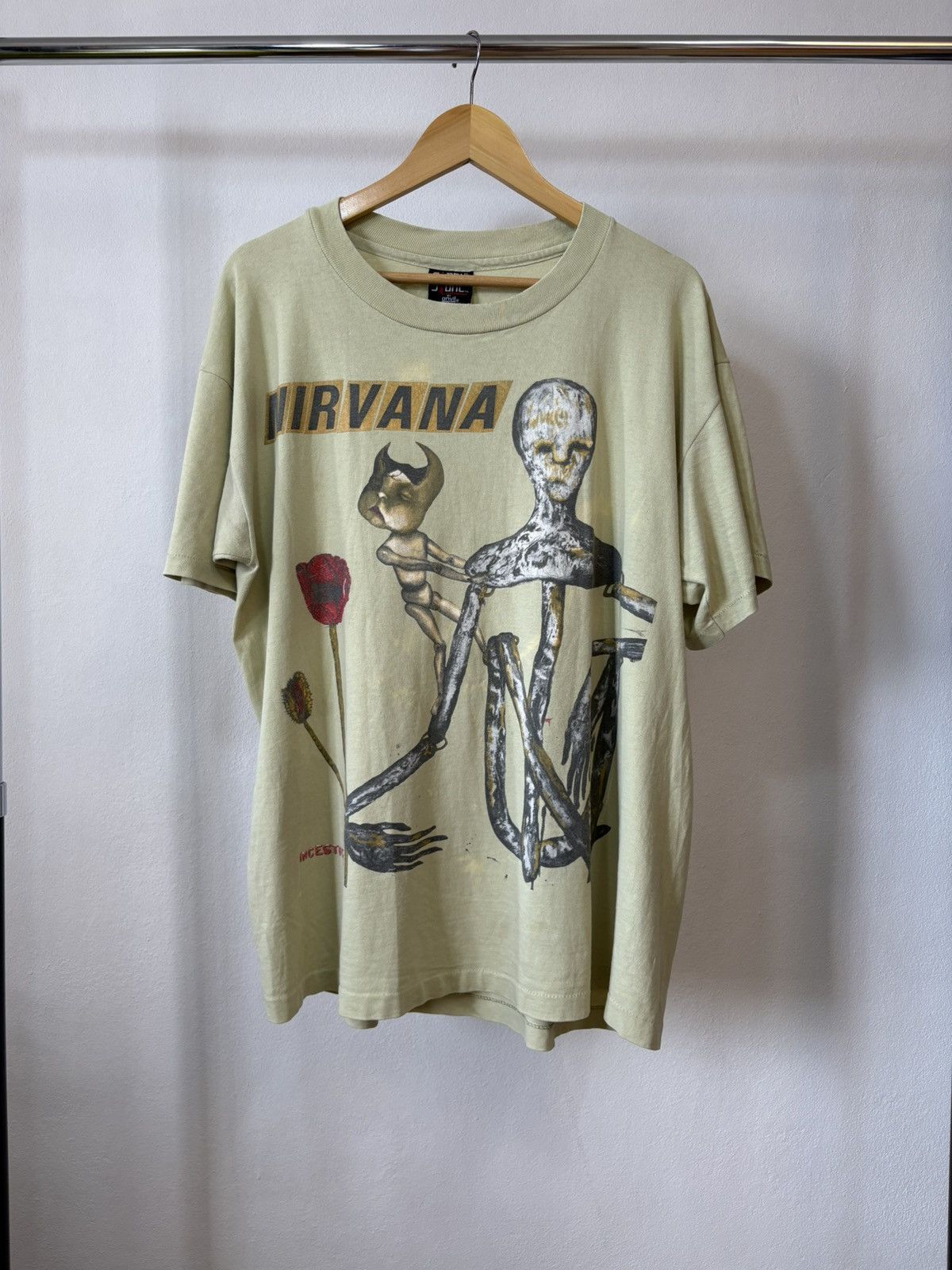 Band Tees 1994’s Nirvana Incesticide Size US XL / EU 56 / 4 - 2 Thumbnail