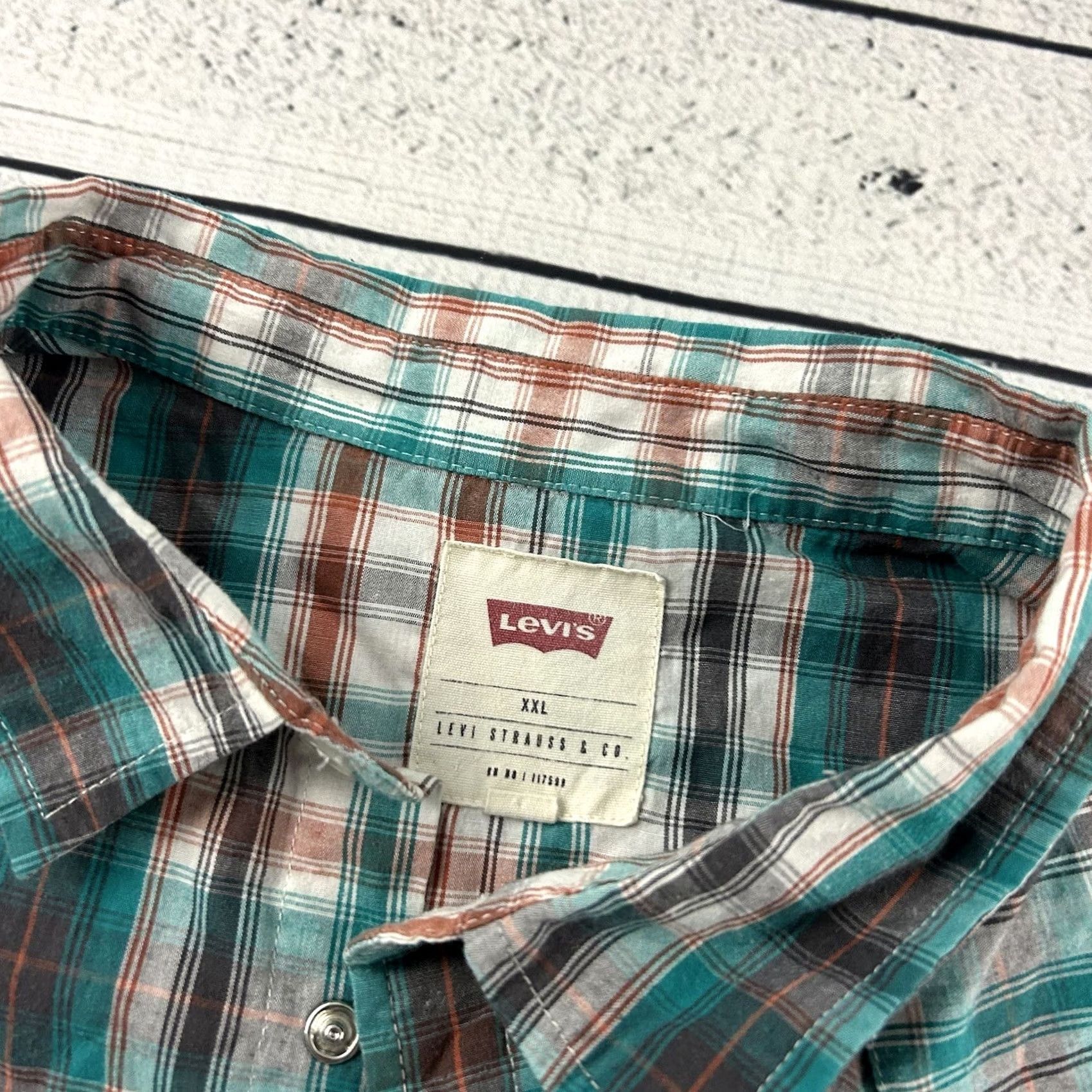 Levi's Levi's Short Sleeve Plaid Pearl Snap Button Front Shirt Mens XXL Red Blue Button-Up Casual Shirts Mens XXL Red Blue Plaid Snap Front Size US XXL / EU 58 / 5 - 2 Thumbnail