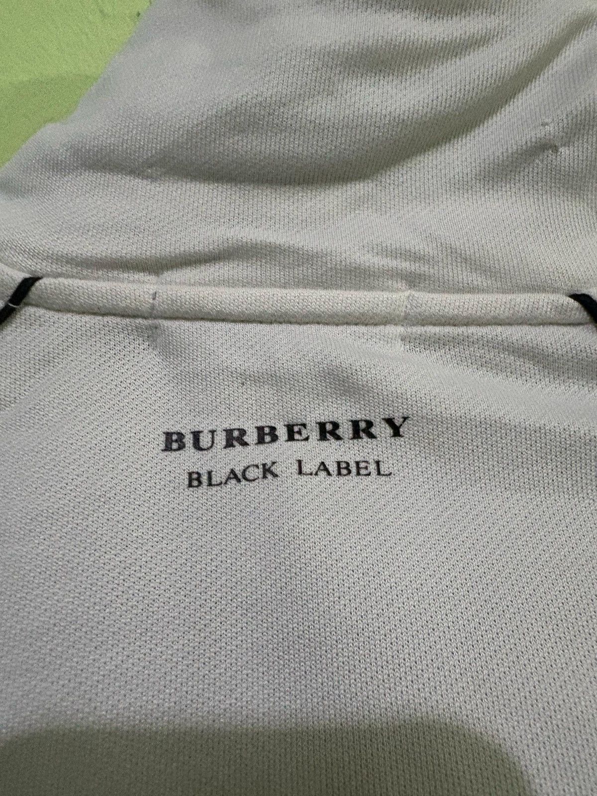 Burberry Burberry Track Top Jacket Design Small Logo Design Size US S / EU 44-46 / 1 - 13 Thumbnail