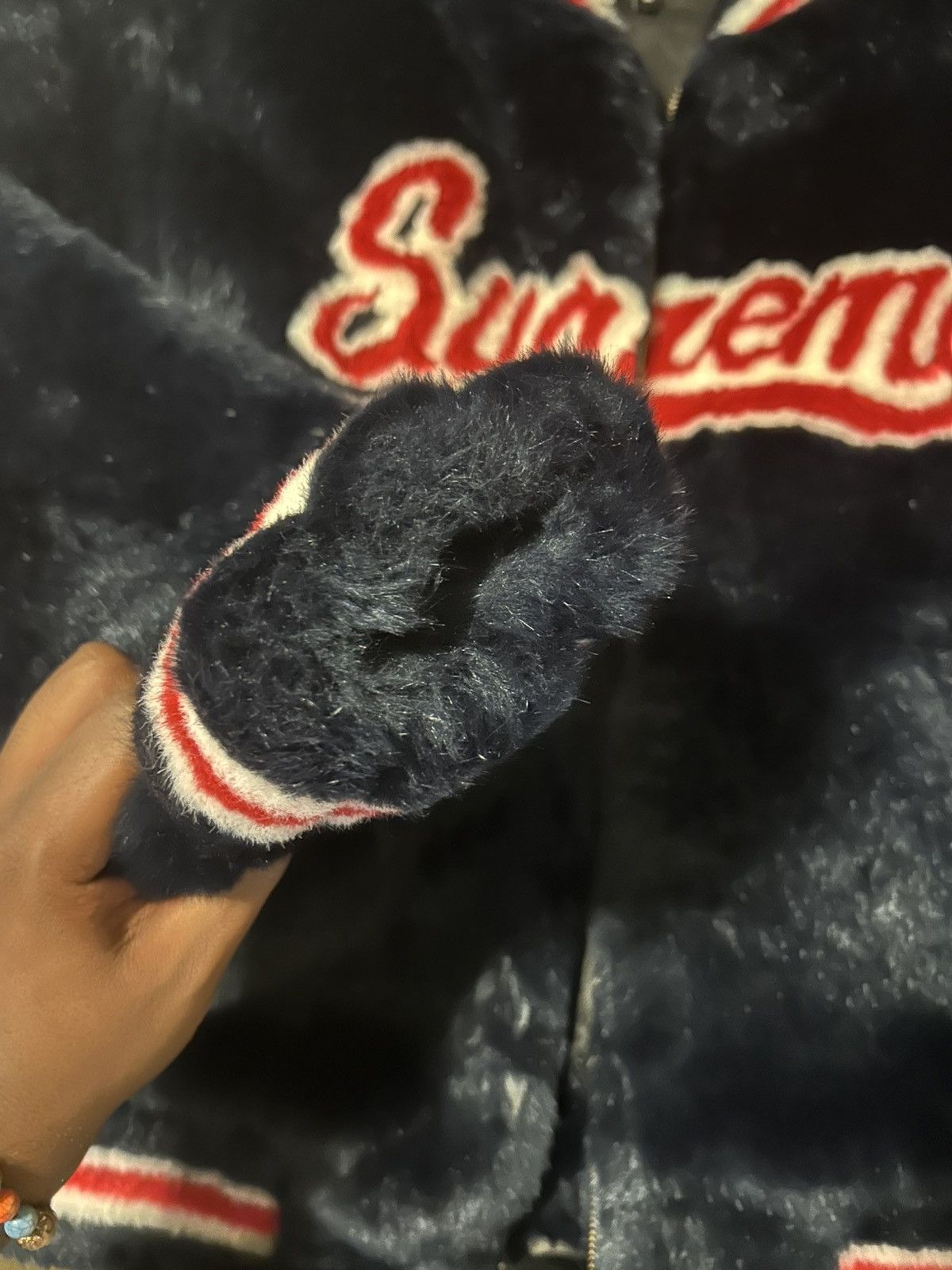 Supreme Supreme Size US M / EU 48-50 / 2 - 4 Thumbnail