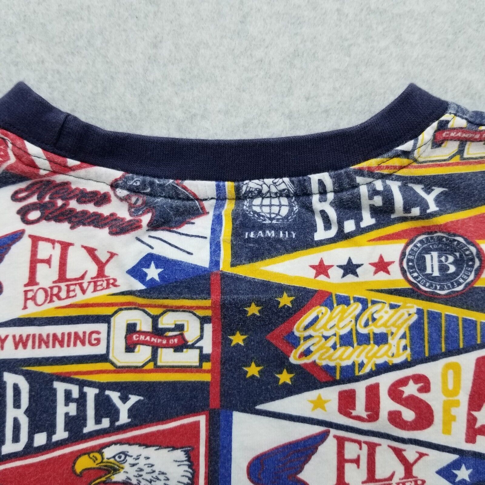 Other Born Fly Shirt Men Large All Over Print Embroidered Size US L / EU 52-54 / 3 - 5 Thumbnail