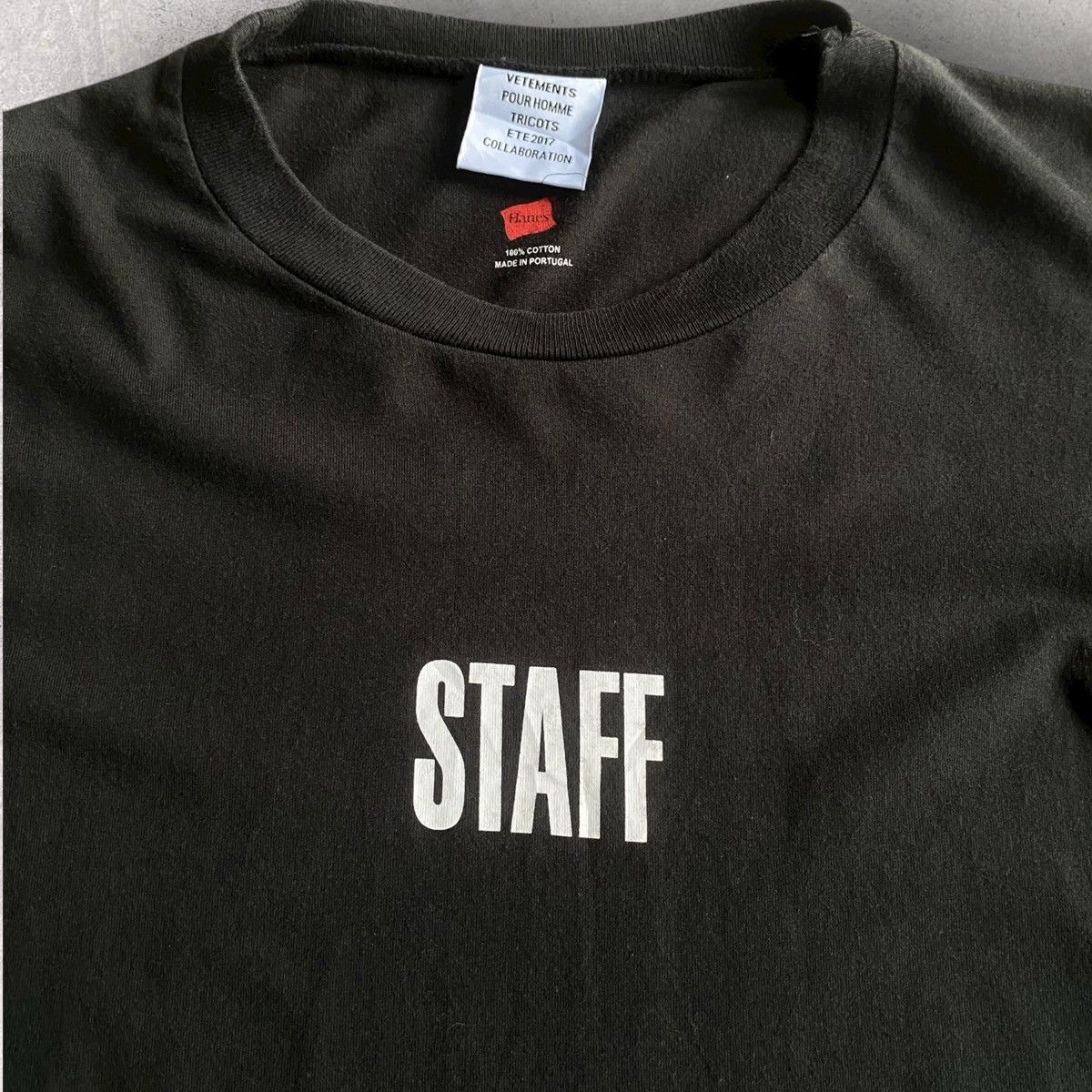 Vetements Vetements X Harness Staff T Shirt Size US M / EU 48-50 / 2 - 2 Thumbnail