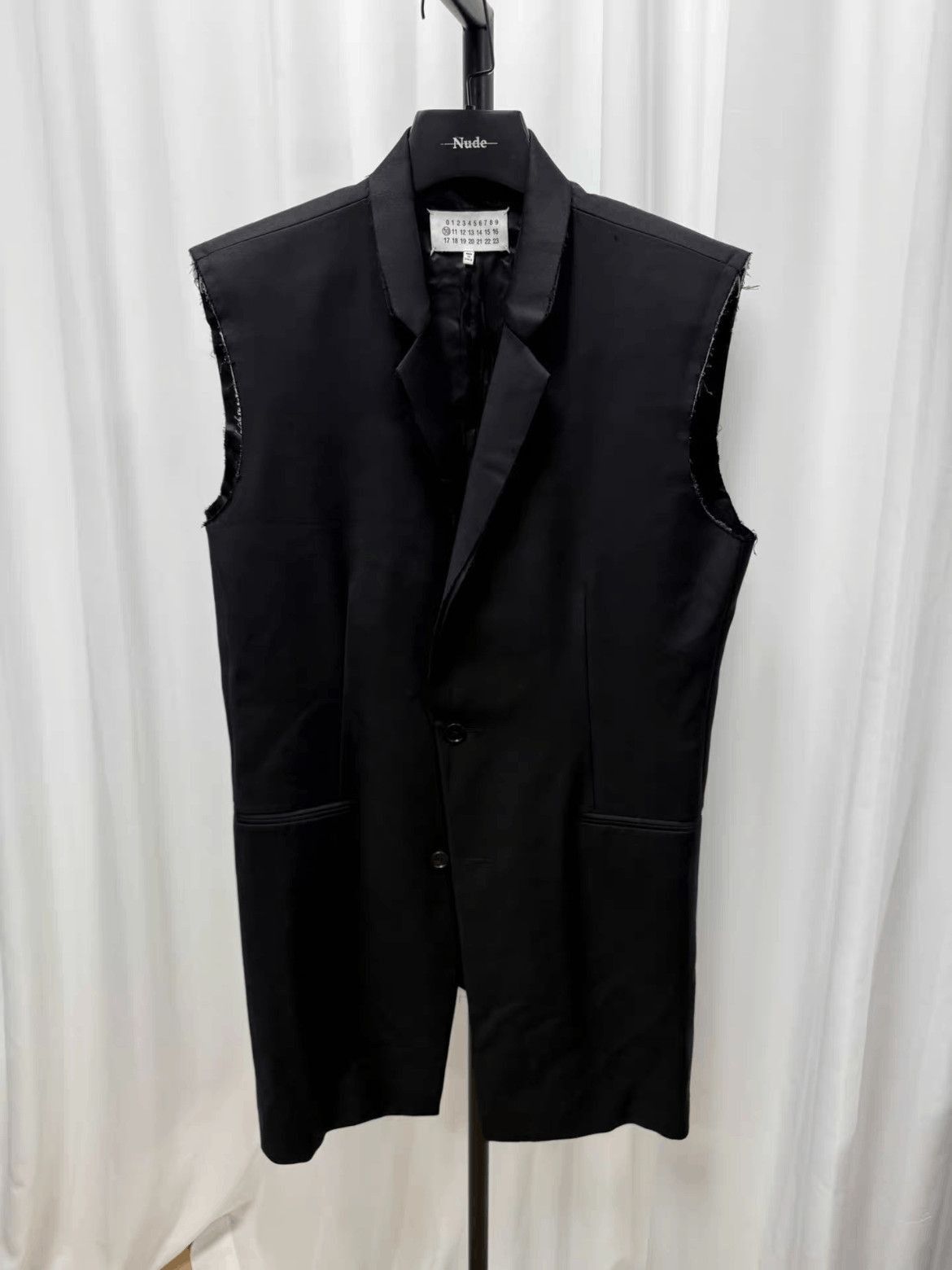 Maison Margiela Sz 48 Maison Margiela Distressed Vest-2507 Size US M / EU 48-50 / 2 - 7 Thumbnail