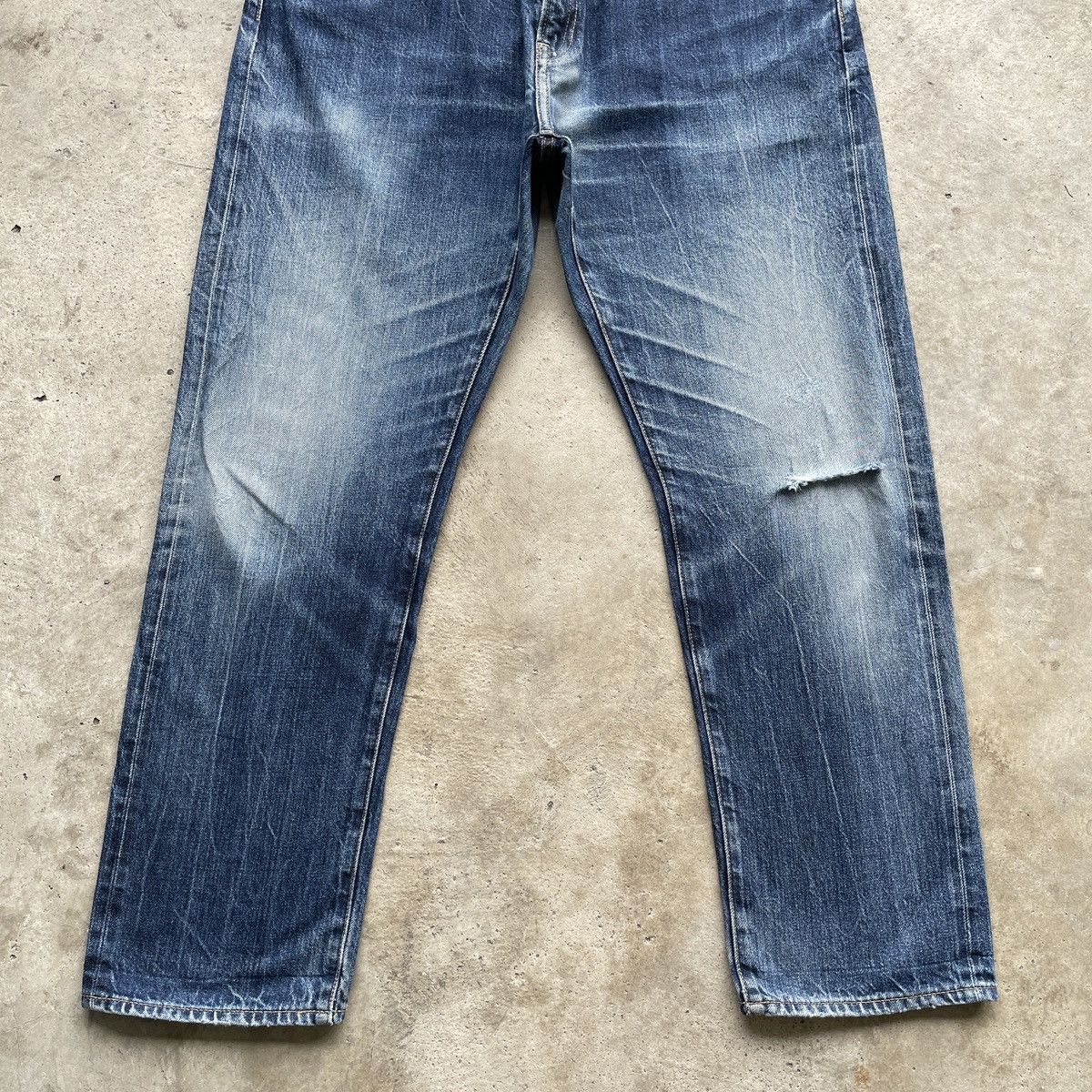 Japanese Brand × Jean × Vintage Vintage Japanese Faded Distressed Selvedge Jeans Pants W37 Size US 37 - 4 Thumbnail