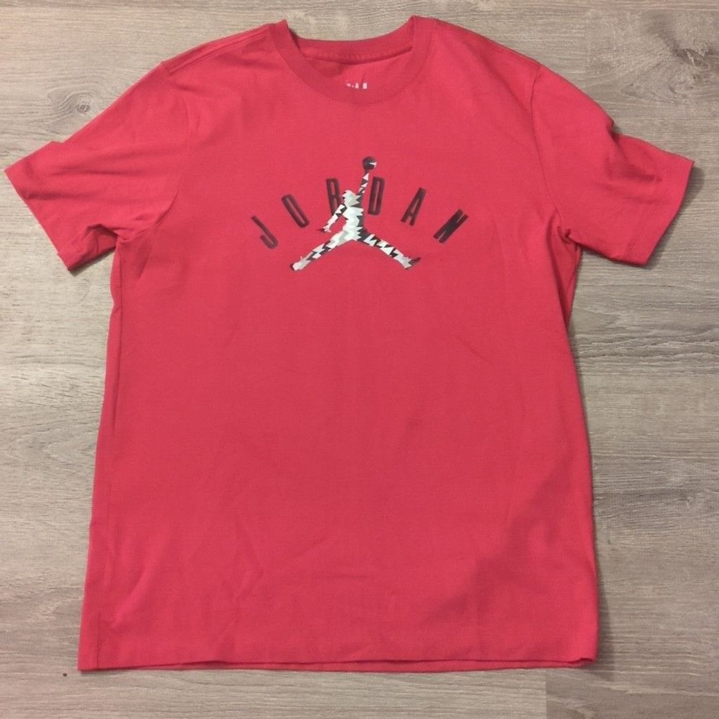 Jordan Brand Jordan magenta pink tee size large Size US M / EU 48-50 / 2 - 1 Thumbnail