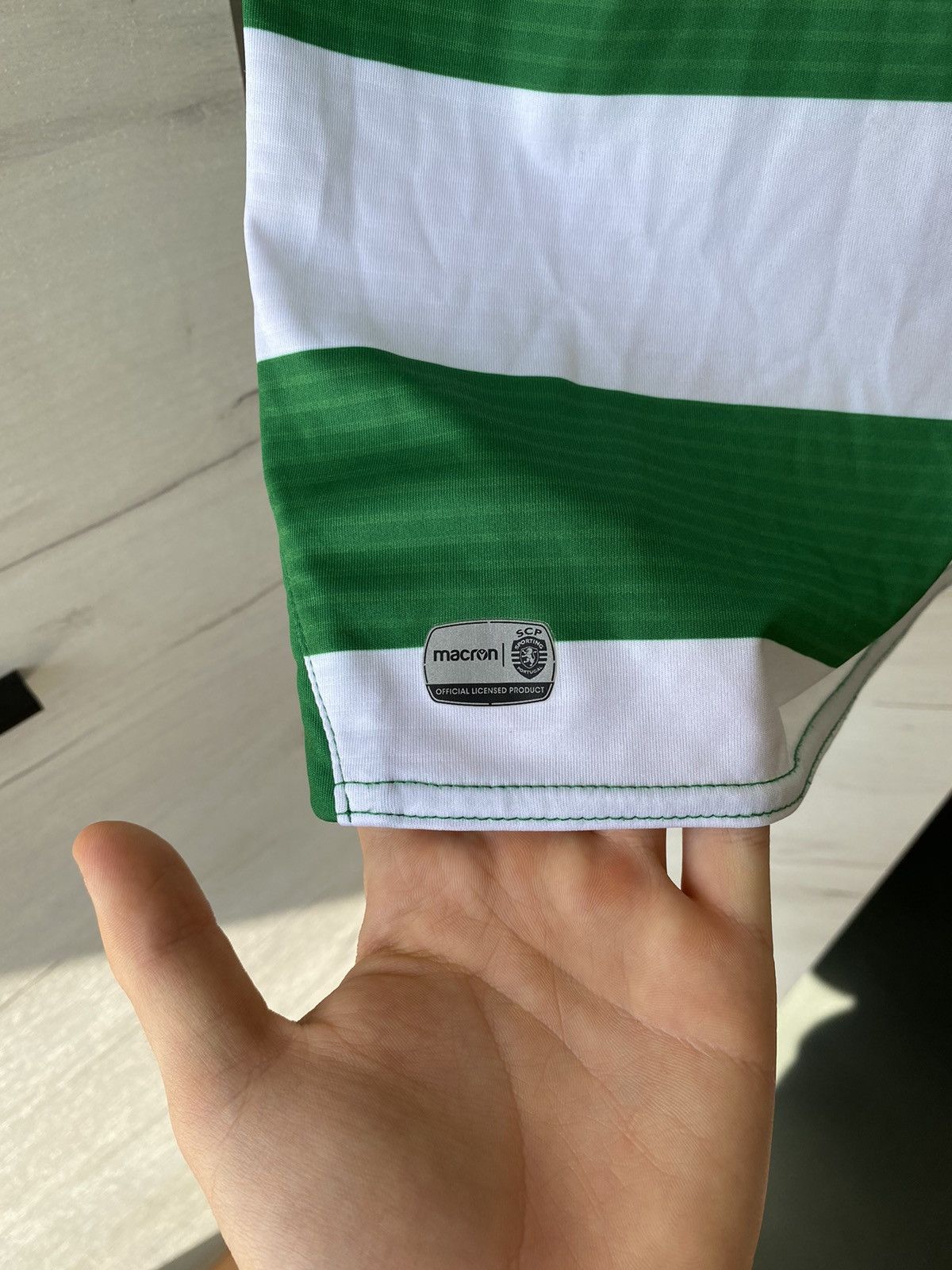 Macron 2016/17 MACRON Sporting Clube de Portugal Home Soccer Jersey Size US L / EU 52-54 / 3 - 3 Thumbnail