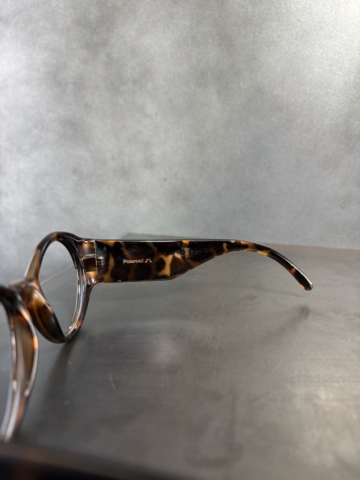 Polaroid Vintage Polaroid Frames Made in Italy Oval Oversized 90s 80s Size ONE SIZE - 10 Thumbnail