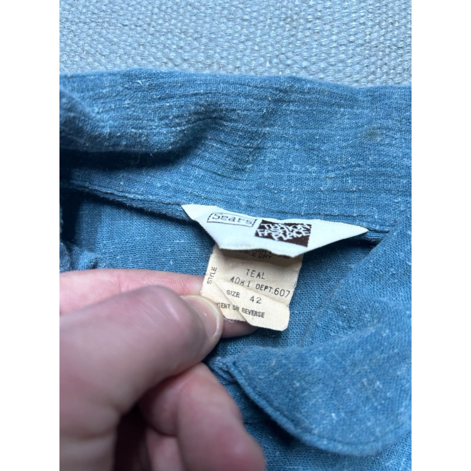 Vintage VINTAGE 70s Shirt blue textured 1/2 button short sleeve pullover women’s XL 42 Size XL / US 12-14 / IT 48-50 - 6 Thumbnail