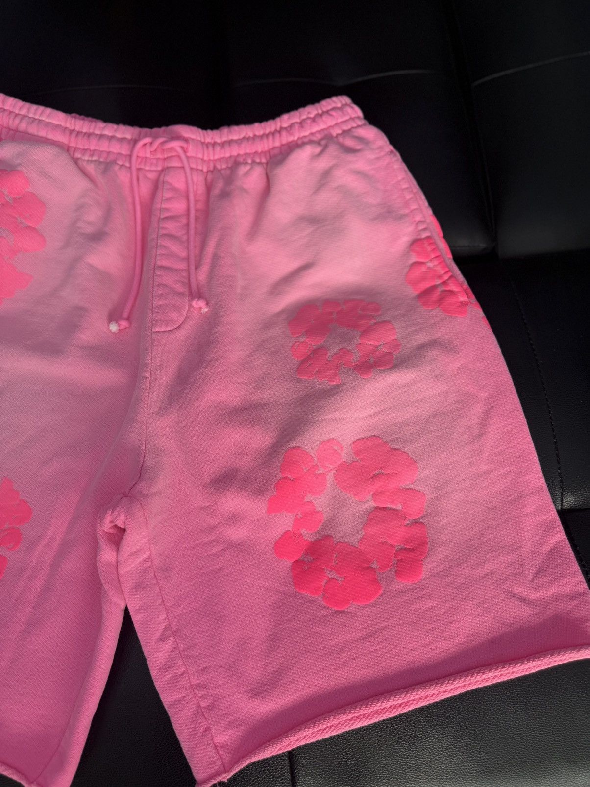 DENIM TEARS Denim Tears 2025 Cotton Wreath Shorts Pink Size Large Size US 34 / EU 50 - 5 Thumbnail