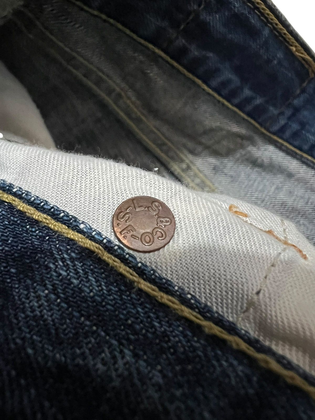 Levi's Vintage Levis 702 Distress Clawmark Jean Size US 29 - 12 Thumbnail