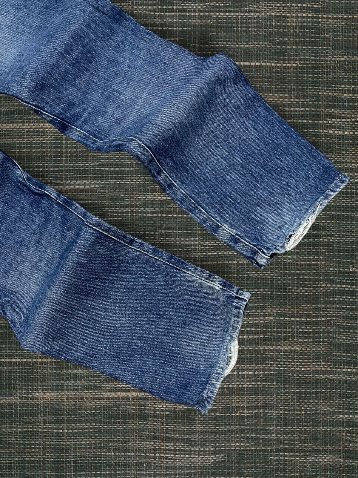 Levi's Vintage Clothing Vintage Original Levis 501 Designer Distressed Blue Denim Size US 31 - 12 Thumbnail