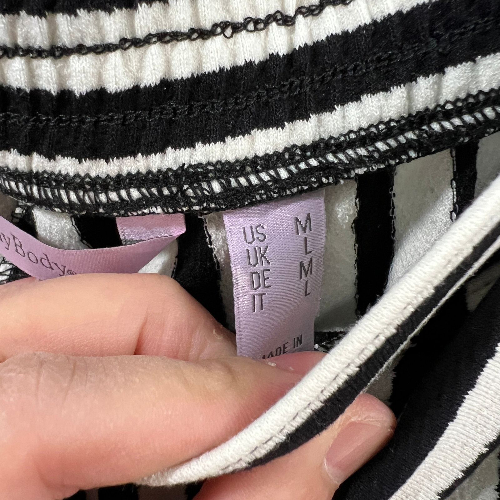 Other AnyBody Yarn Dued Textured Jersey Tapered Lea Pant with Tie Size 30" / US 8 / IT 44 - 3 Thumbnail