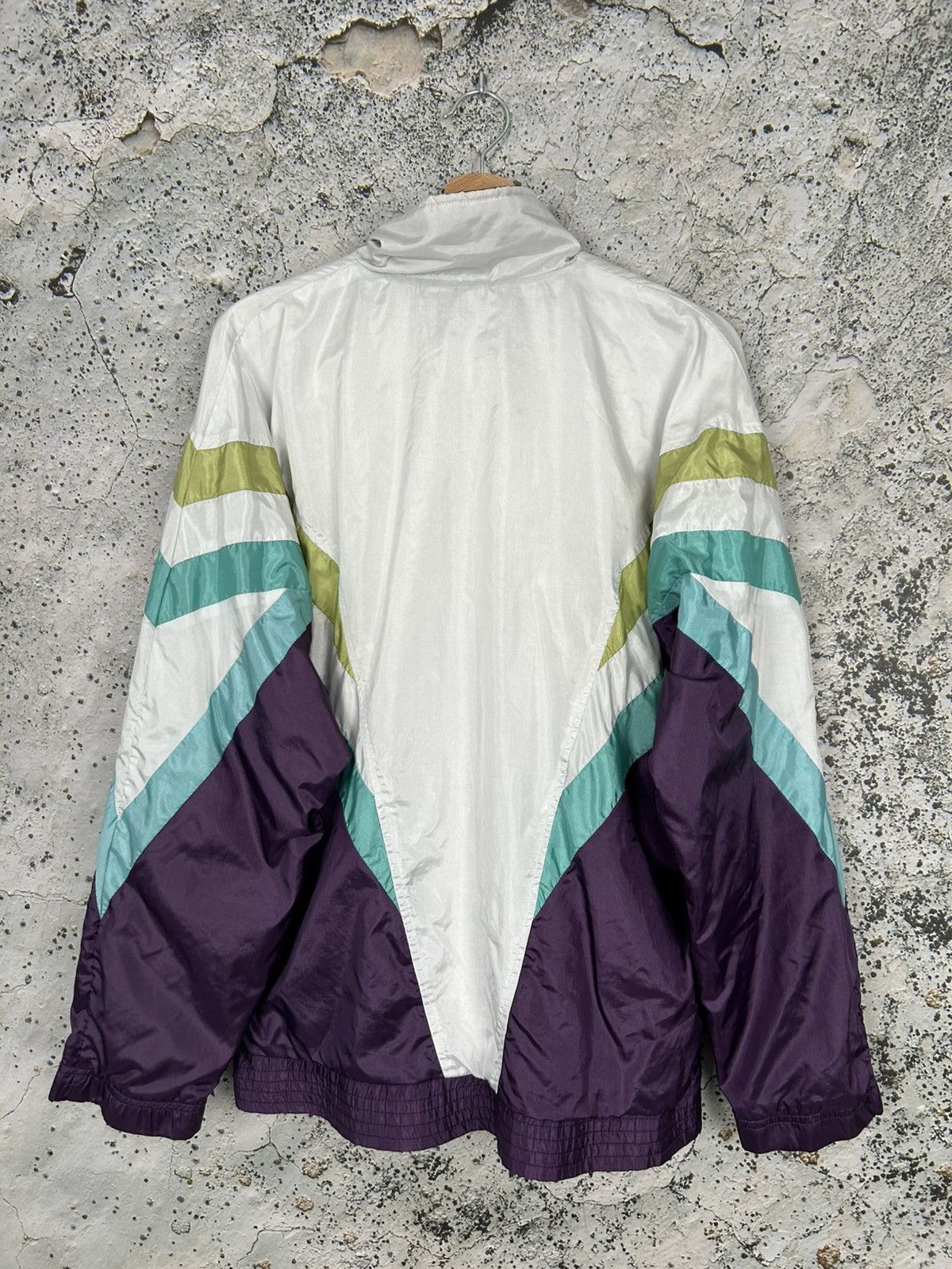 Sergio Tacchini Vintage Sergio Tacchini 90s Light Nylon Jacket Football Rare Size US L / EU 52-54 / 3 - 4 Thumbnail