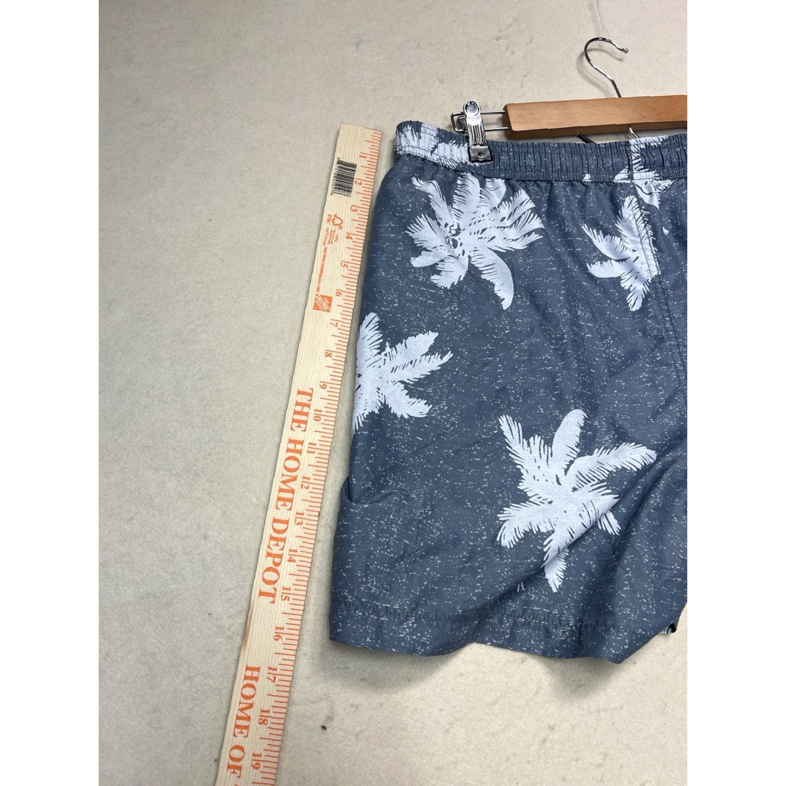 Vintage Maamgic Mens Palm Blue Swim Trunks XL Back Pocket Drawstring Elastic Bottom Polyester Trunks Mens XL Blue Palm Swim Bottom Size ONE SIZE - 5 Thumbnail