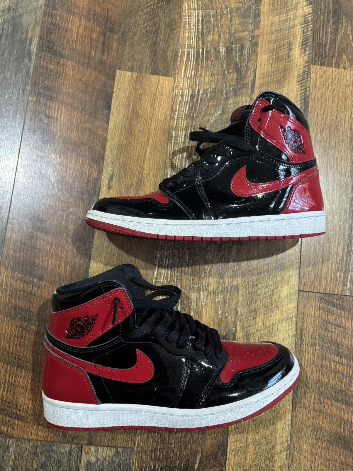 Jordan Brand Air Jordan 1 High og patent bred sneaker Size US 8.5 / EU 41-42 - 3 Thumbnail
