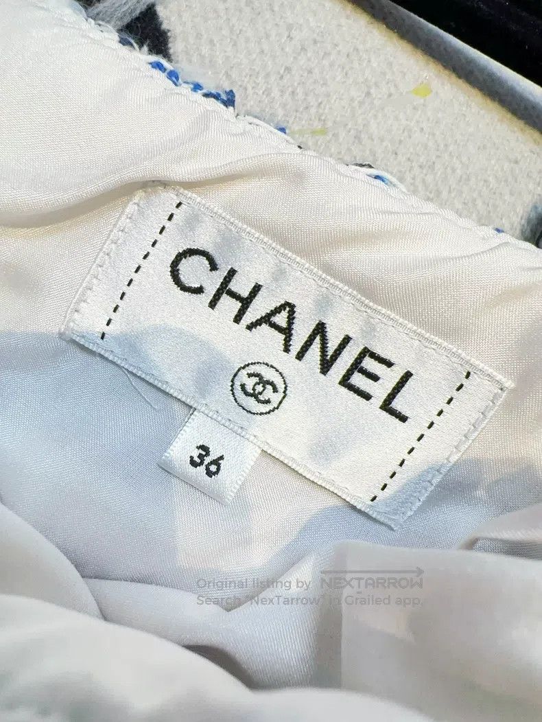 Chanel Chanel 18s Waterfall Series Blue Gradient Heavy Industry T Size 24" / US 00 / IT 34 - 4 Thumbnail