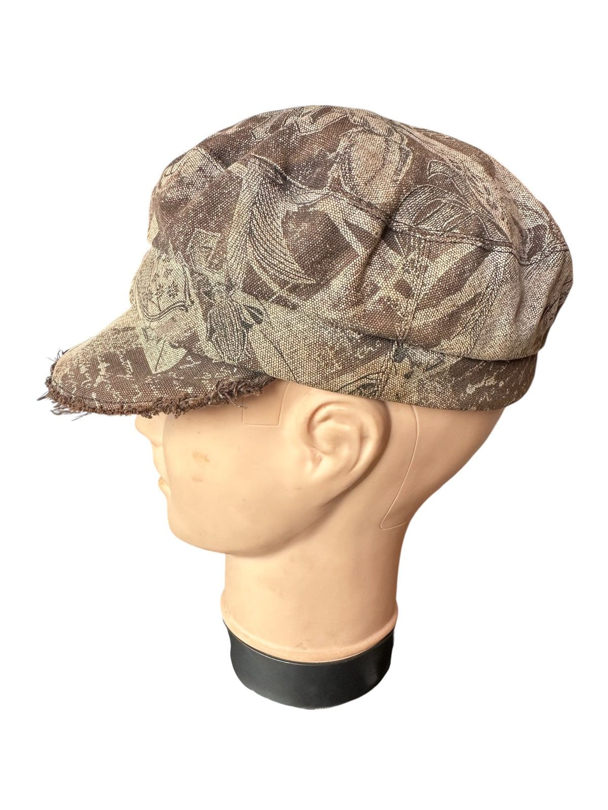 John Galliano “John Galliano Distressed Floral newboys hats Size ONE SIZE - 2 Thumbnail