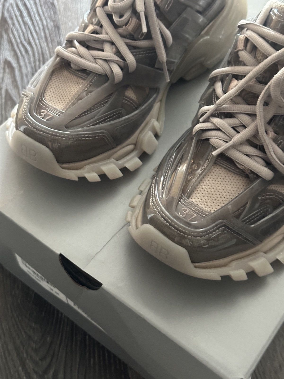 Balenciaga Balenciaga jelly track sneaker Size US 7 / IT 37 - 5 Thumbnail