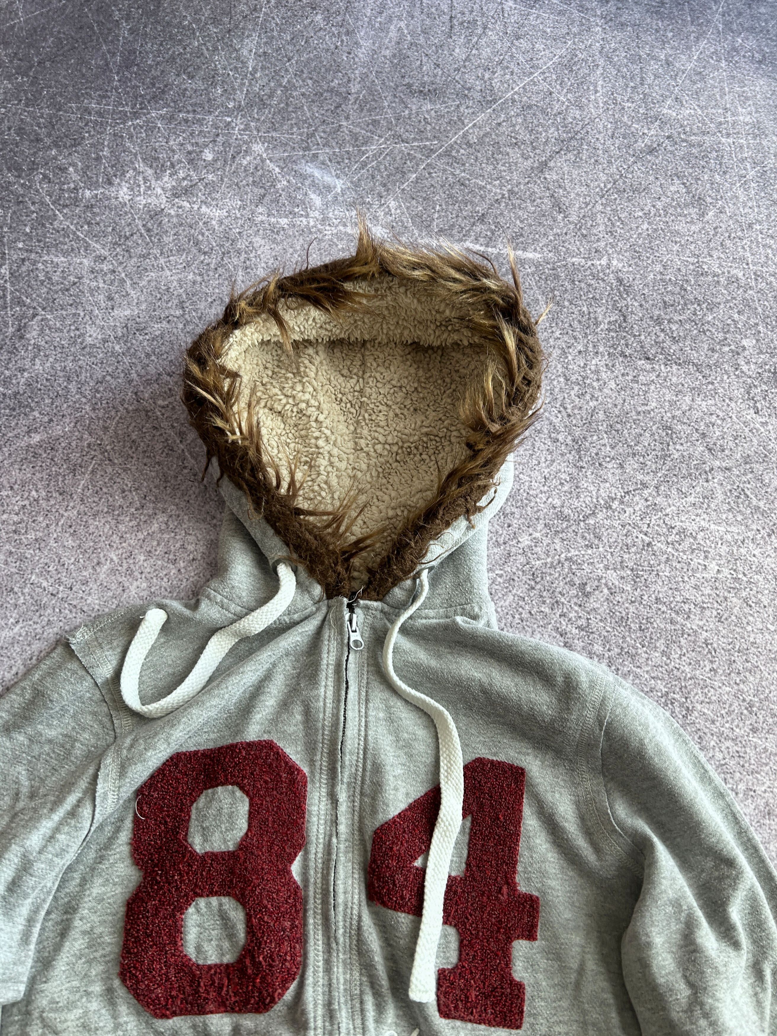 Vintage Vintage Hoodie 84 Graphic Fur Hood Grunge Distressed Y2K Size US S / EU 44-46 / 1 - 3 Thumbnail