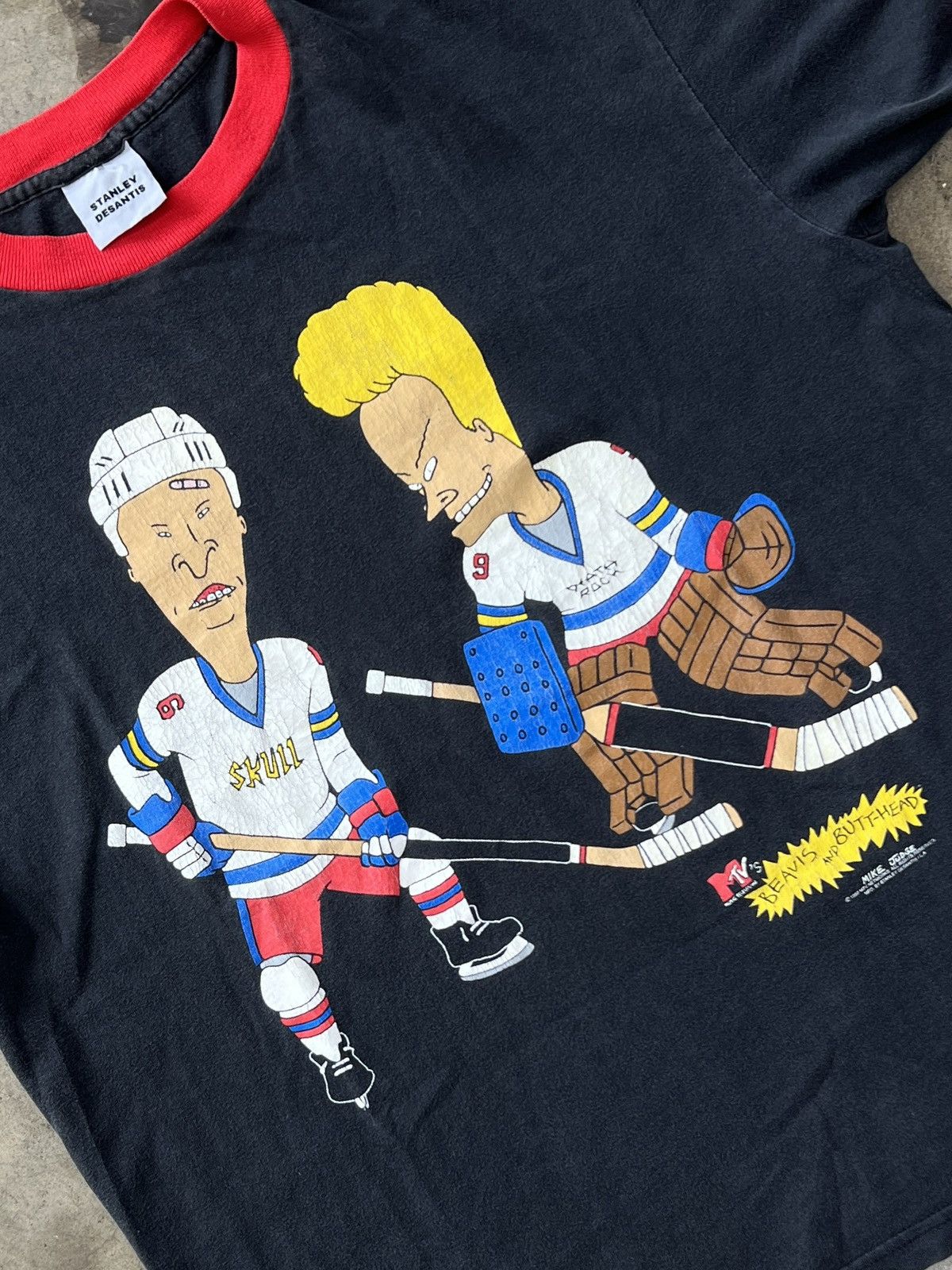 Vintage Vintage 1997 MTV Beavis & Butthead Hockey Ringer Tee Large Size US XL / EU 56 / 4 - 1 Thumbnail