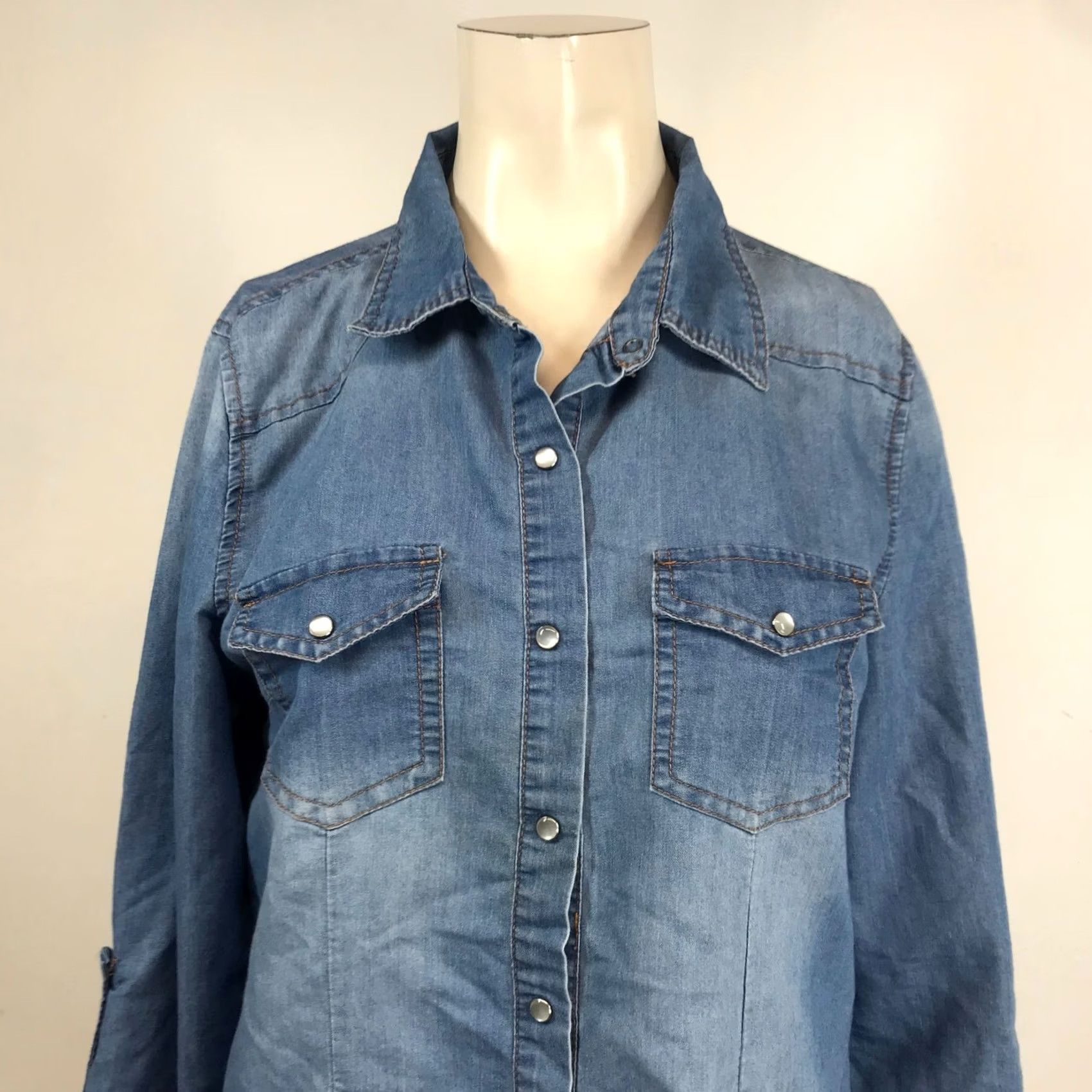 Vintage Cisono Denim Collection Womens Medium Wash Snap Front Western Shirt Large TP012 Size L / US 10 / IT 46 - 2 Thumbnail