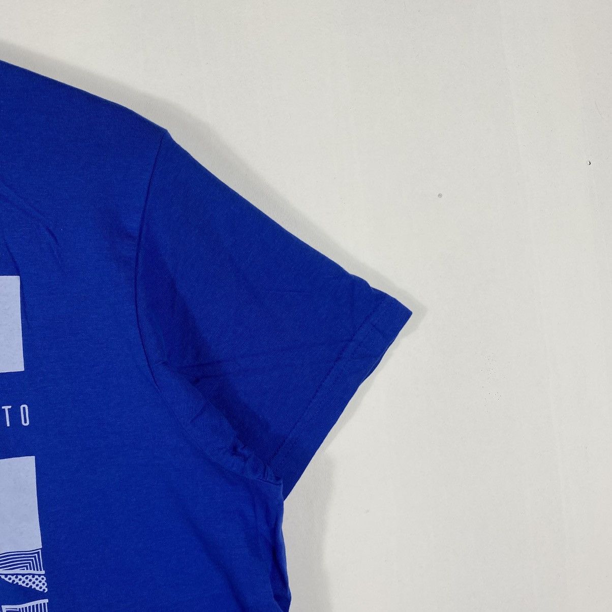 Anime Japanese Anime KAITO VOCALOID Gaphic Tee Shirt Large Size Size US L / EU 52-54 / 3 - 4 Thumbnail