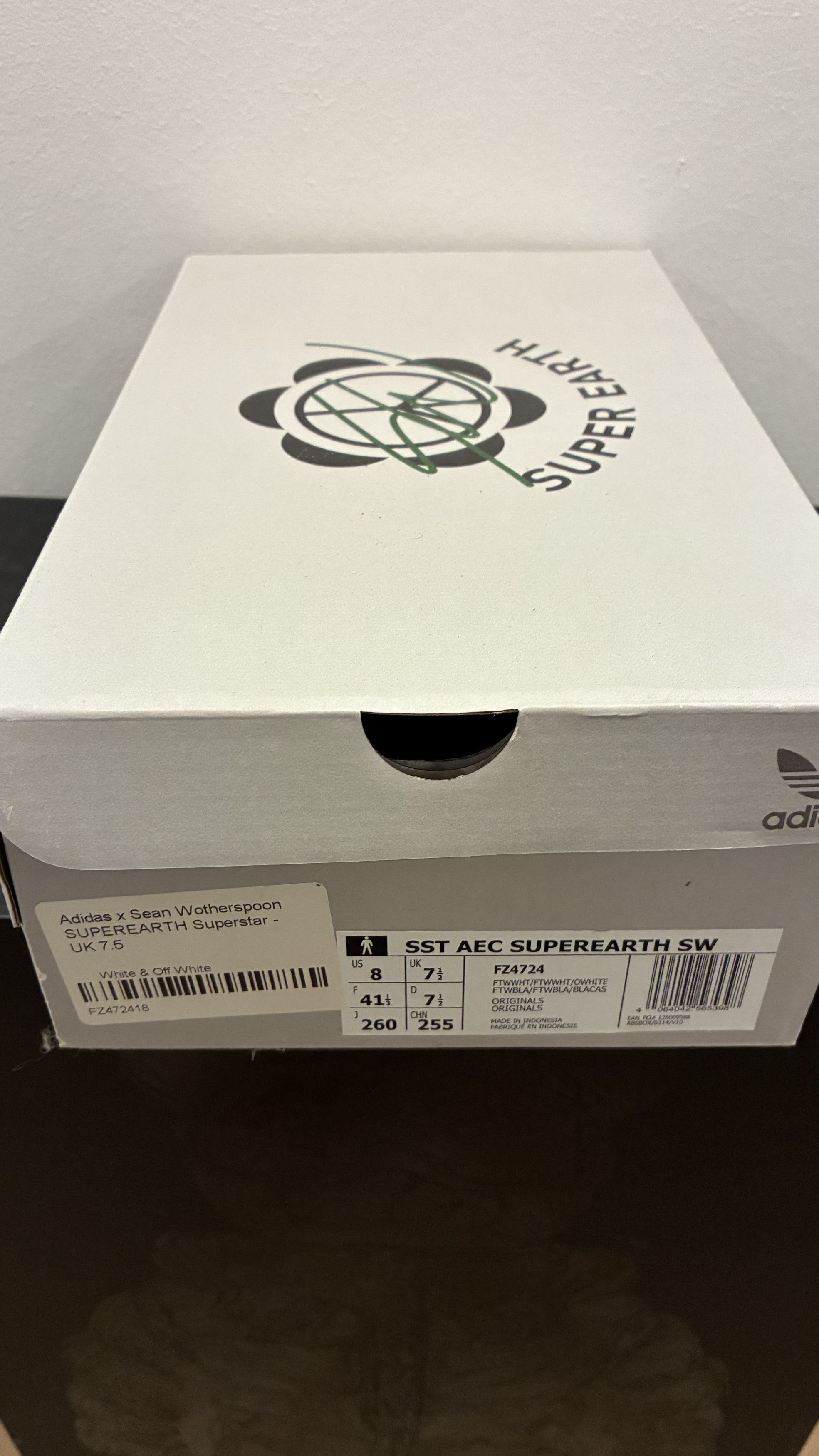 Adidas Superearth Size US 8 / EU 41 - 9 Thumbnail