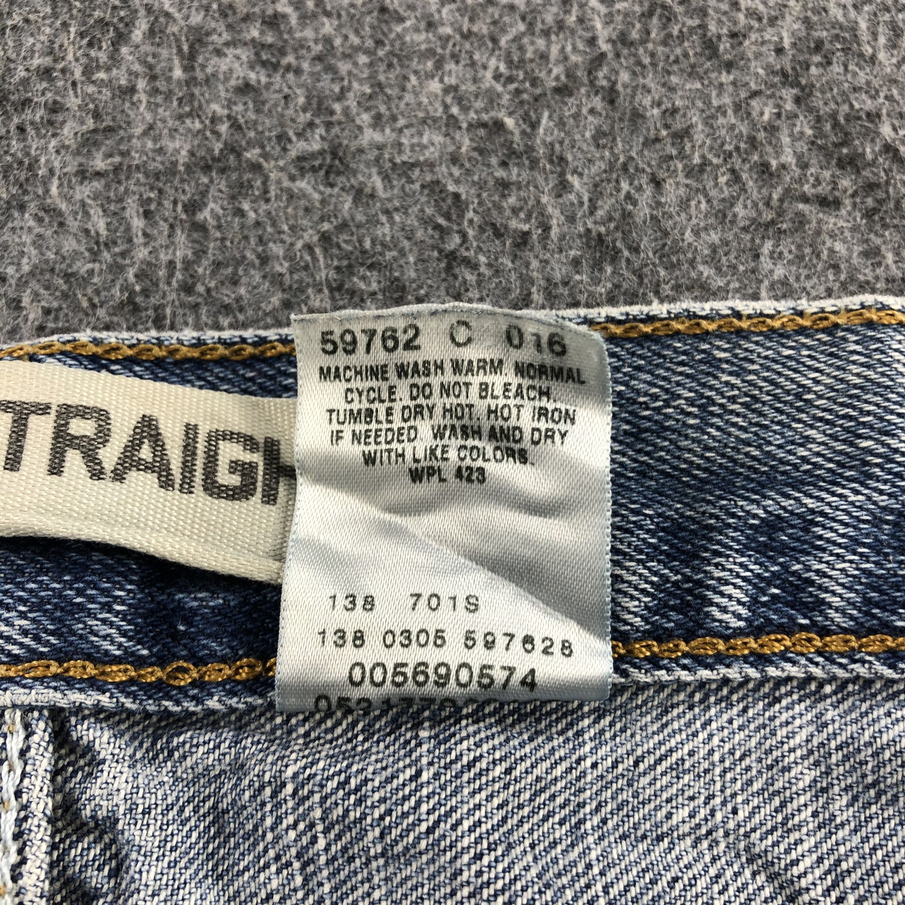 Levi's Vintage Blue Wash Levis 569 Jeans-J2237 Size US 36 / EU 52 - 13 Thumbnail