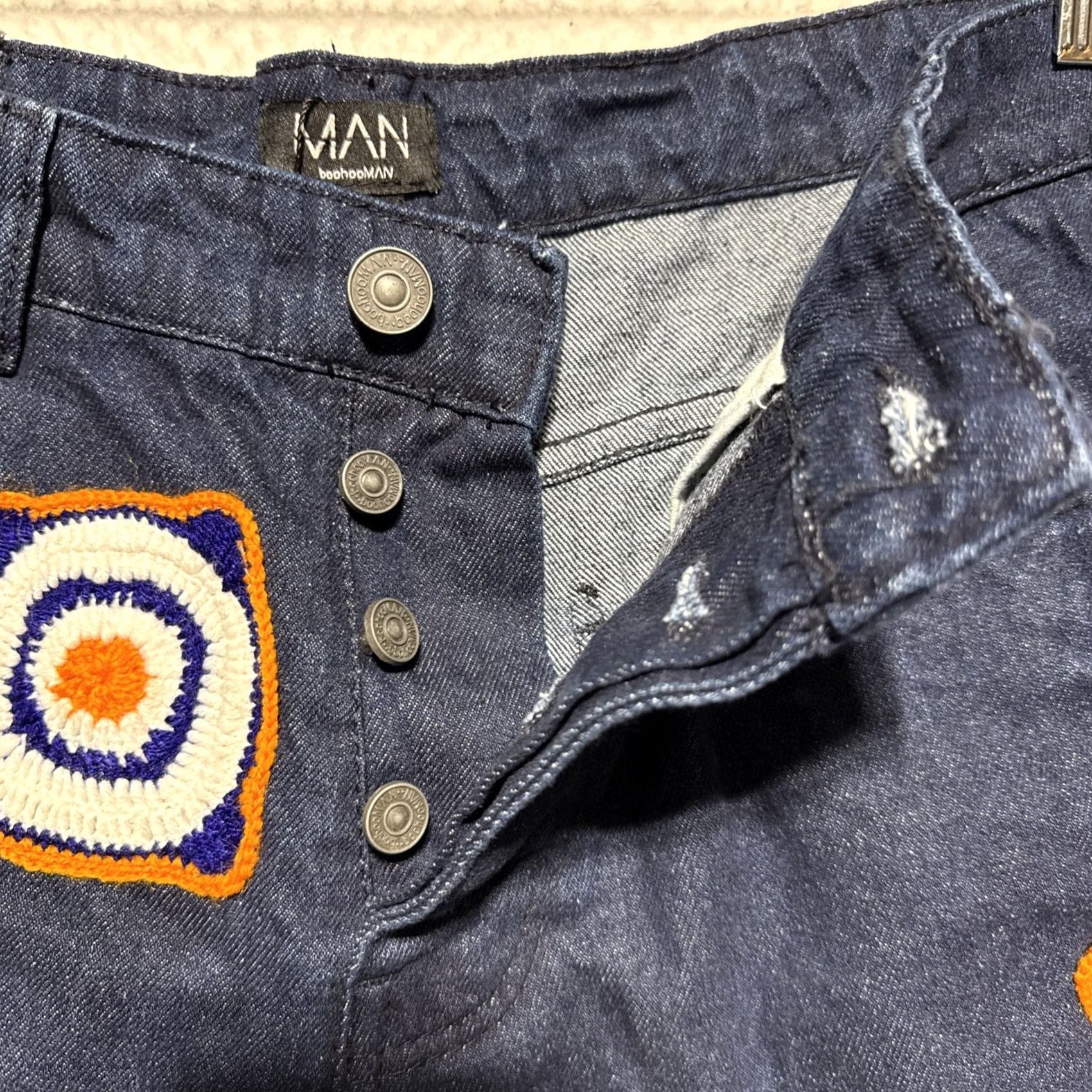 Vintage BoohooMAN Jeans Baggy Fit Crochet Denim Indigo Mens 34x30 NWT Dark Wash Cotton Wide-Leg Relaxed Inseam 30" Button Closure Jeans Mens Size US 34 / EU 50 - 4 Thumbnail