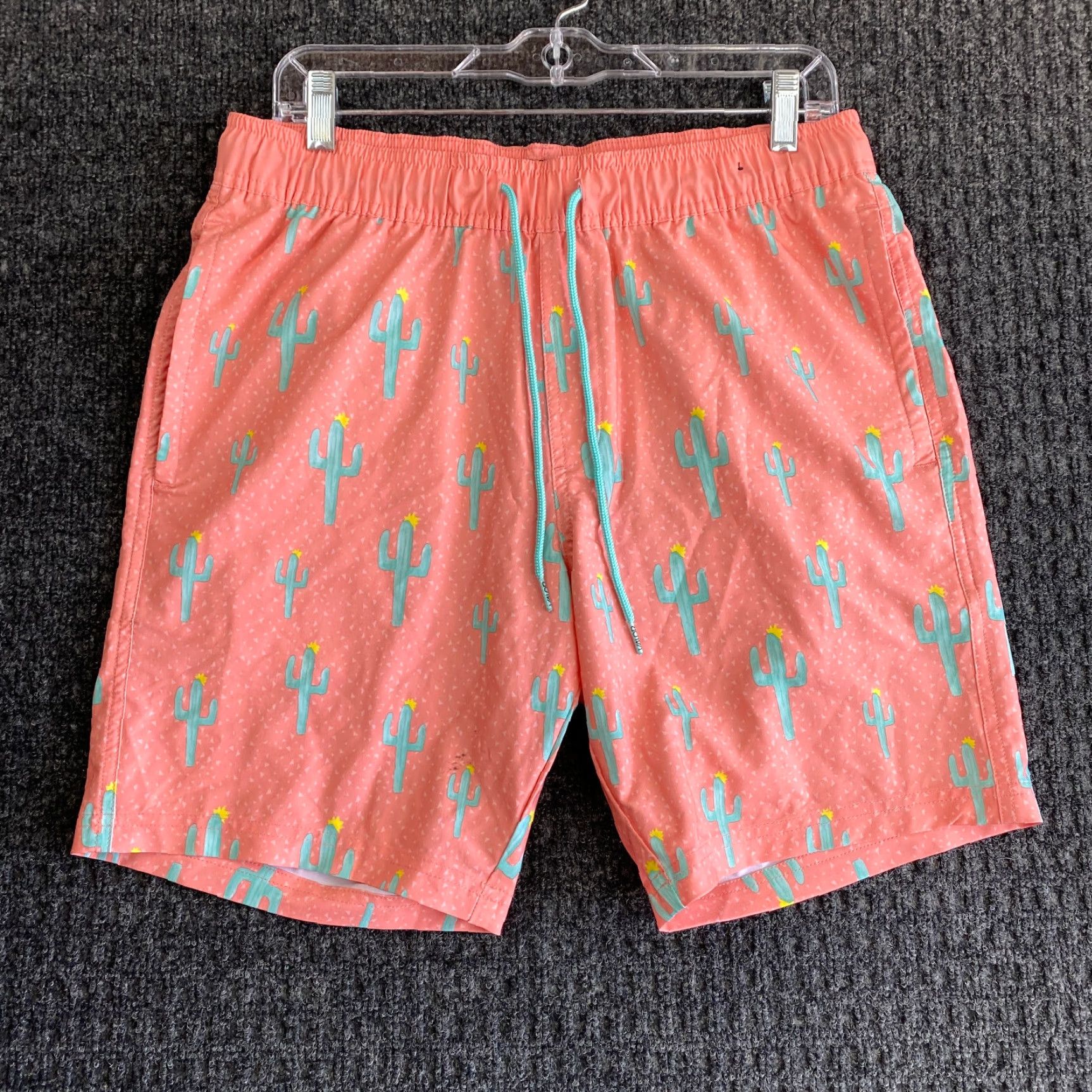 Vintage Valor Collective Board Shorts Men M Pink Cactus All Over Print Beach Beachwear 8in Inseam Casual Travel 90s? Size US 31 - 2 Thumbnail