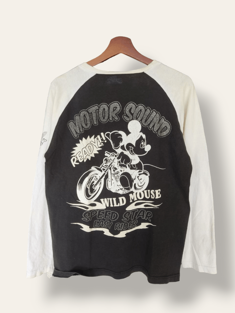 Mickey Mouse MICKEY MOUSE Road Master Motor Sound Big Graphic Raglan Tee Size US M / EU 48-50 / 2 - 1 Thumbnail